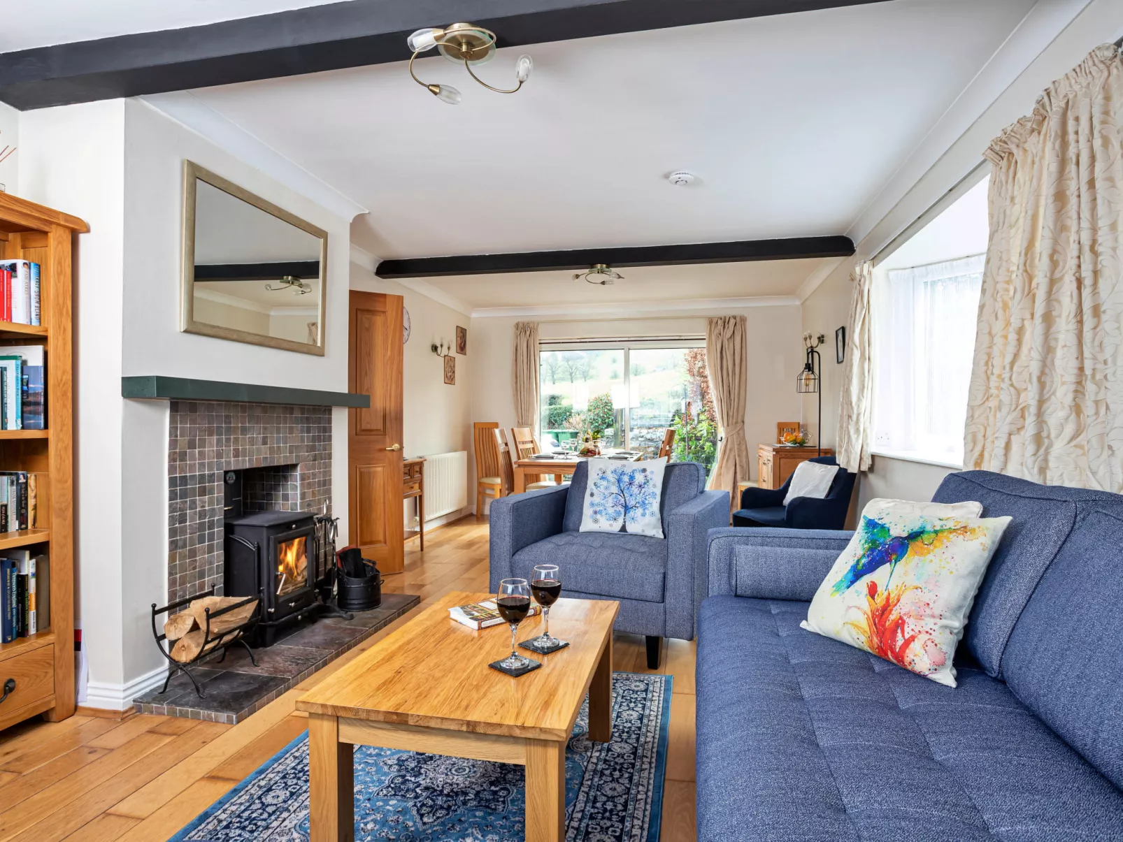 The Duck House-Binnen