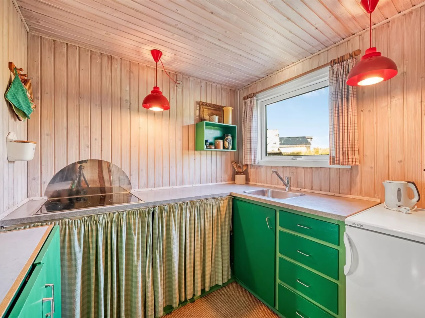 "Acucena" - 500m from the sea-Binnen