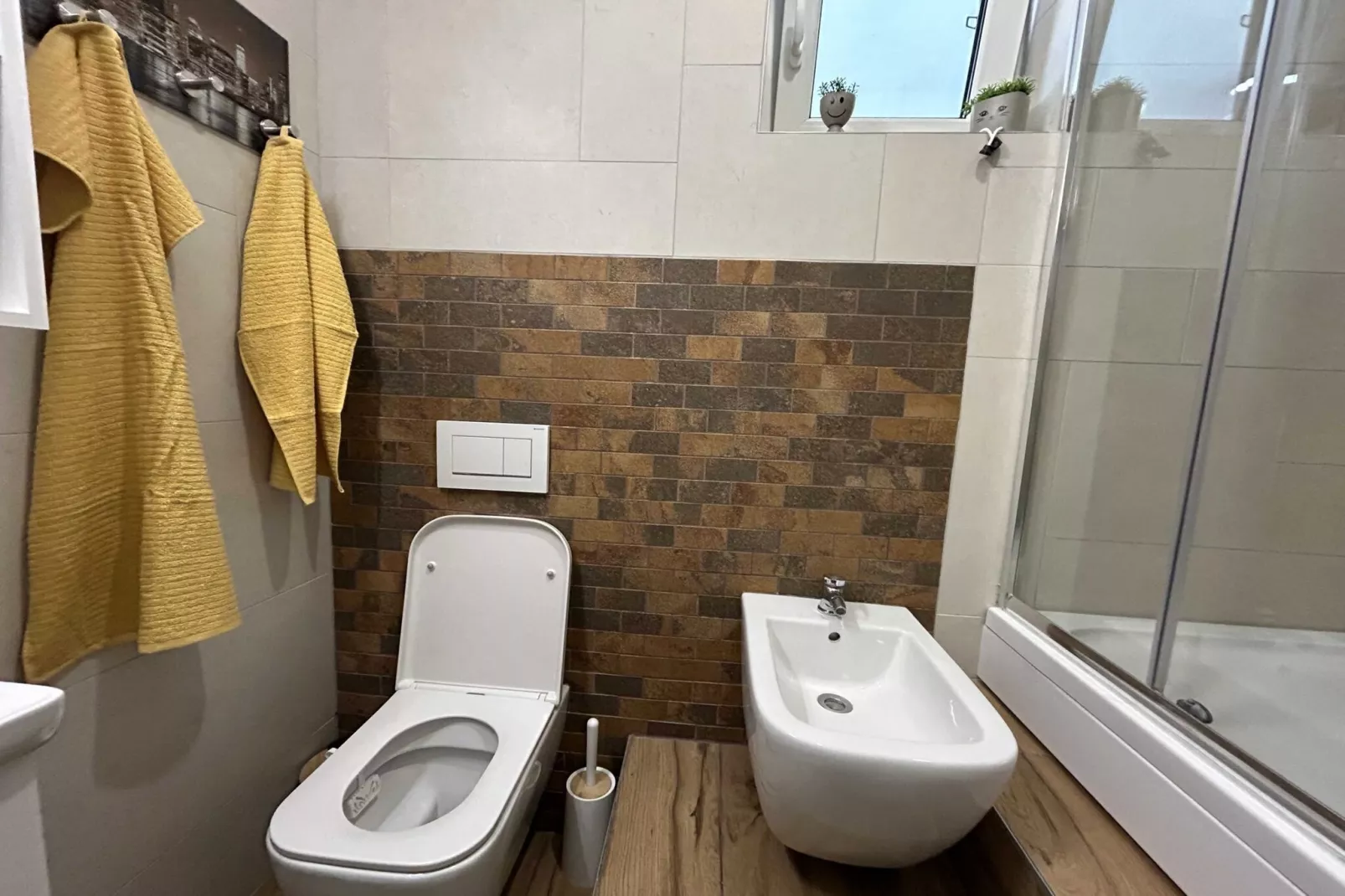 City Modern and Vibrant Apartments Ljubljana - Standard One Bedroom Apartment (owner A3)-Badkamer