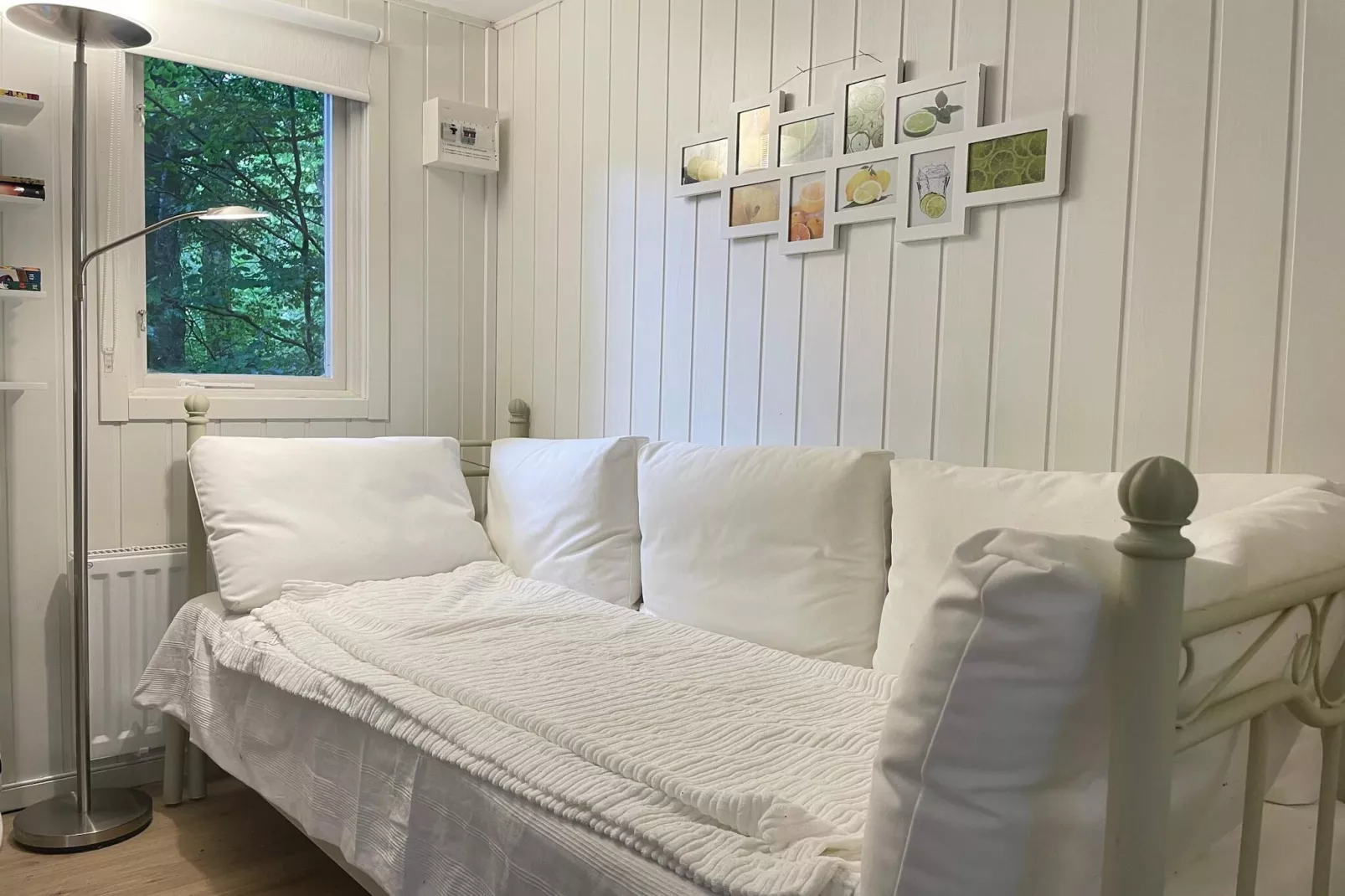 Charmante cottage aan het meer met sauna-Binnen