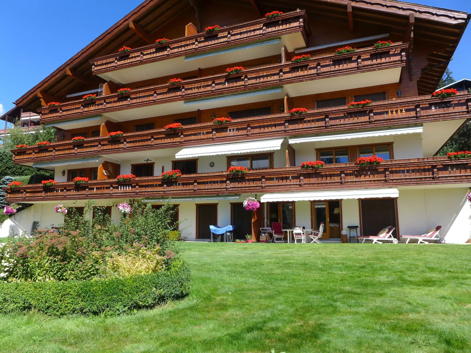 Les Pierres C 3-Buiten