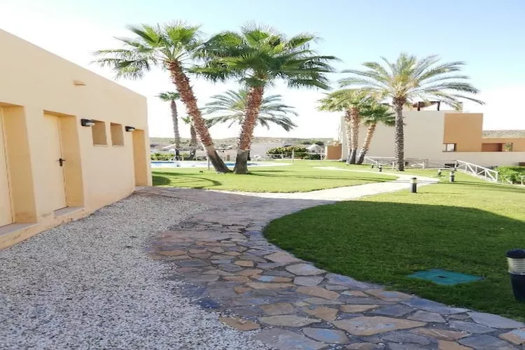 CT 347 AL - Faro's Gardenapartment - Valle del Este-Tuinen zomer