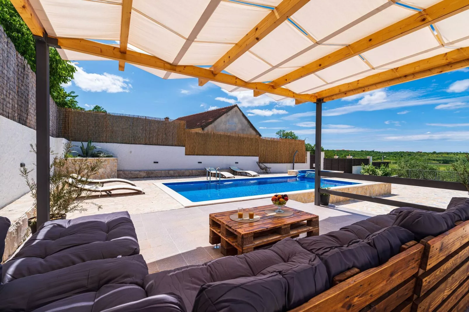 Holiday home Agro Casa-Terrasbalkon