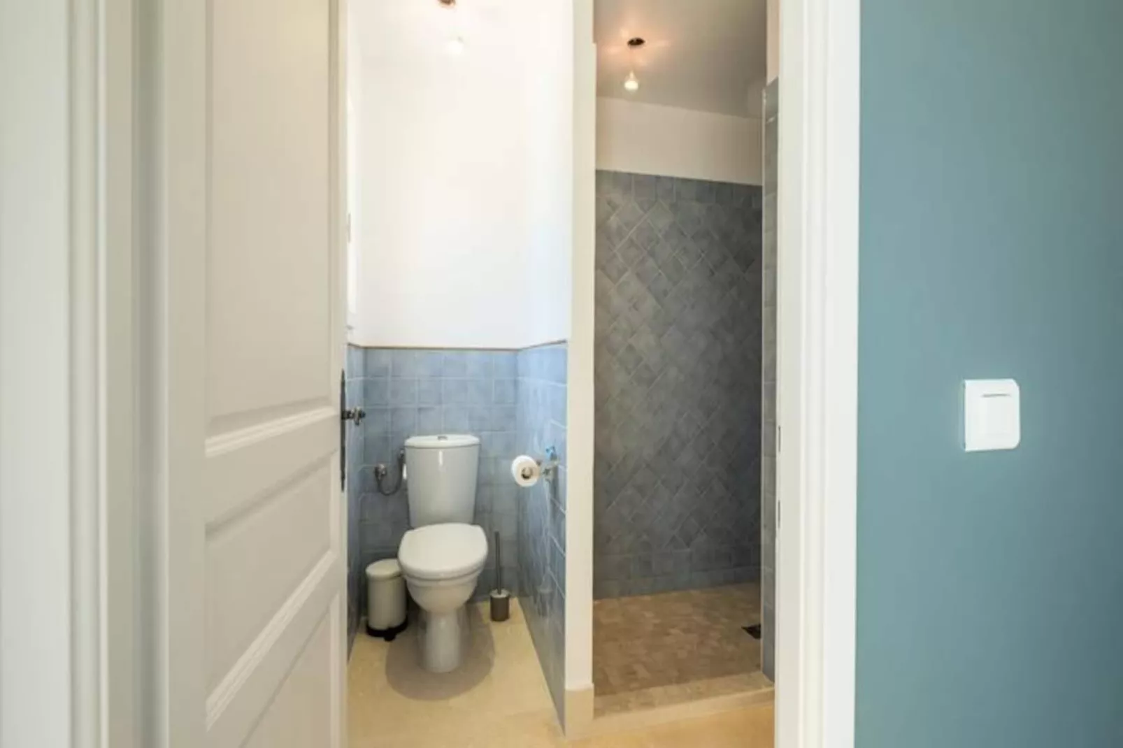 Résidence Bijou De 280m2 Et Piscine à Débordement Au Calme Absolu-Niet-getagd