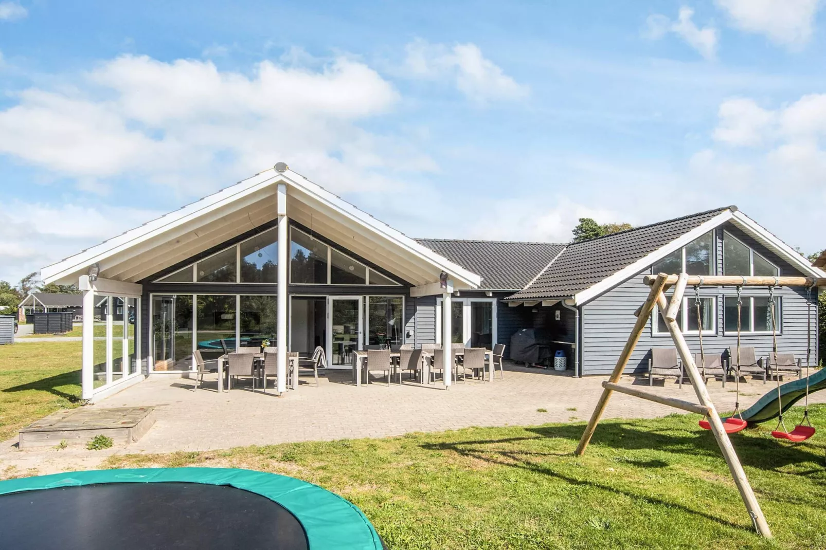 Luxe zwembad retraite in Blavand -- By Traum Ferienwohnungen