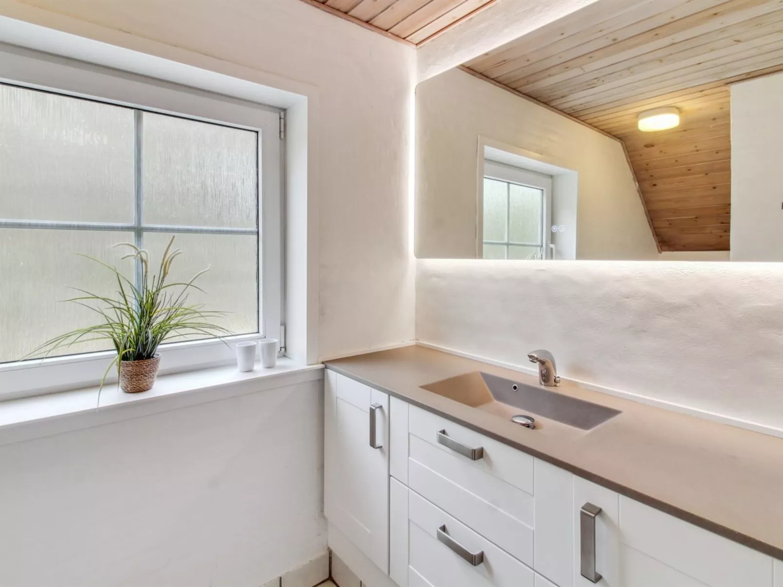 "Albin" - 2.8km from the sea-Binnen