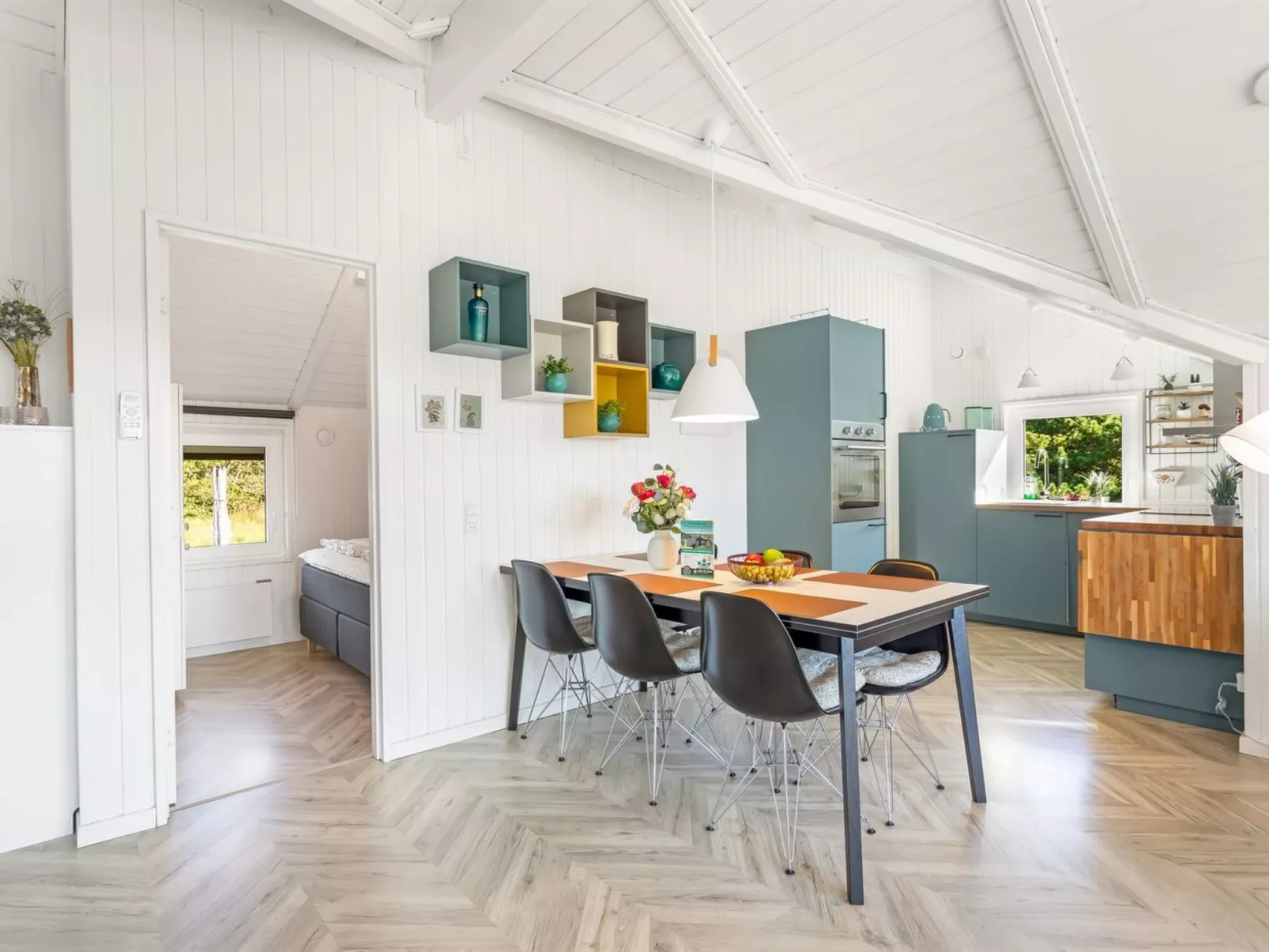 "Skyler" - 1km from the sea-Binnen