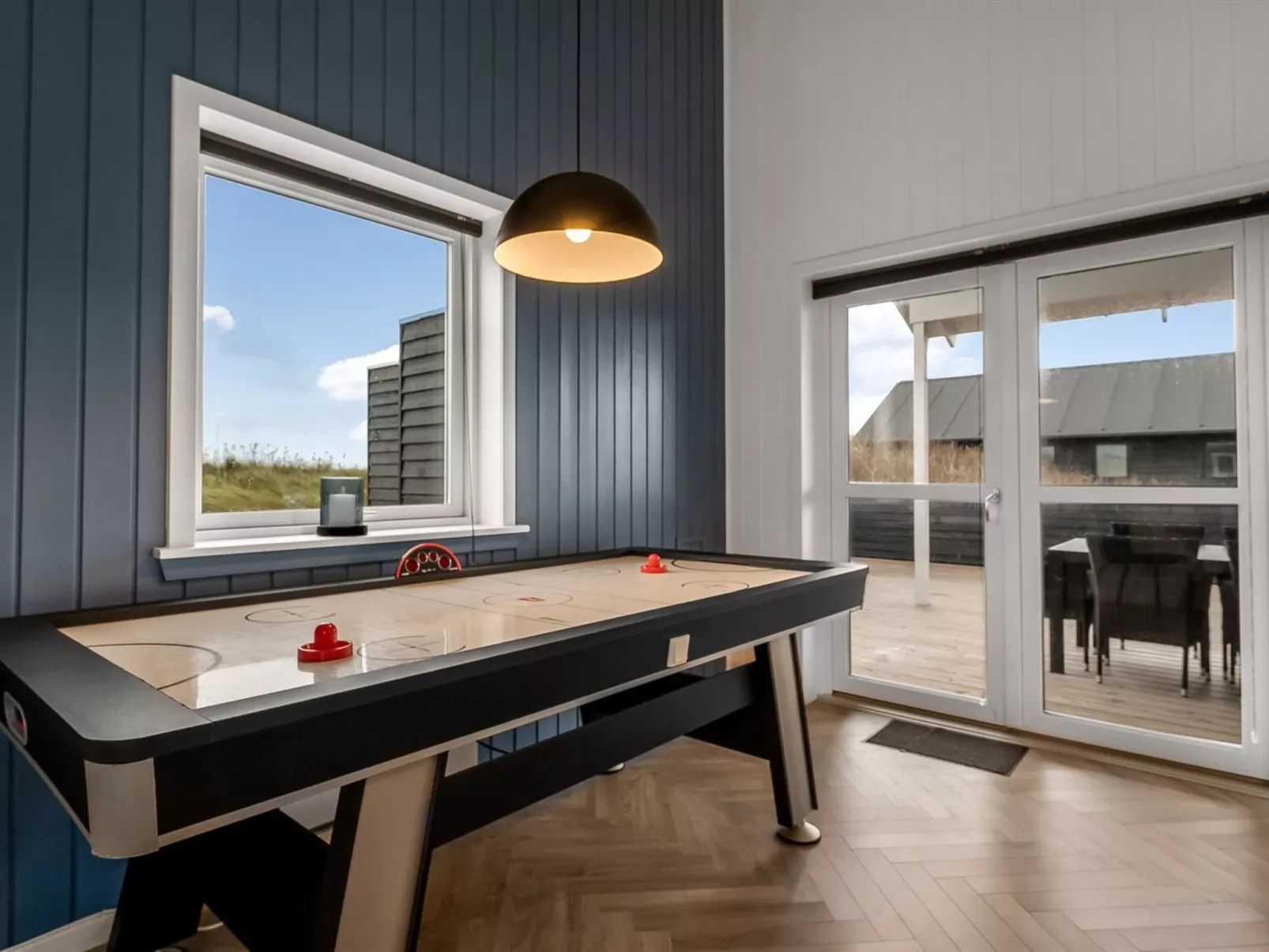 "Markku" - 400m from the sea-Binnen