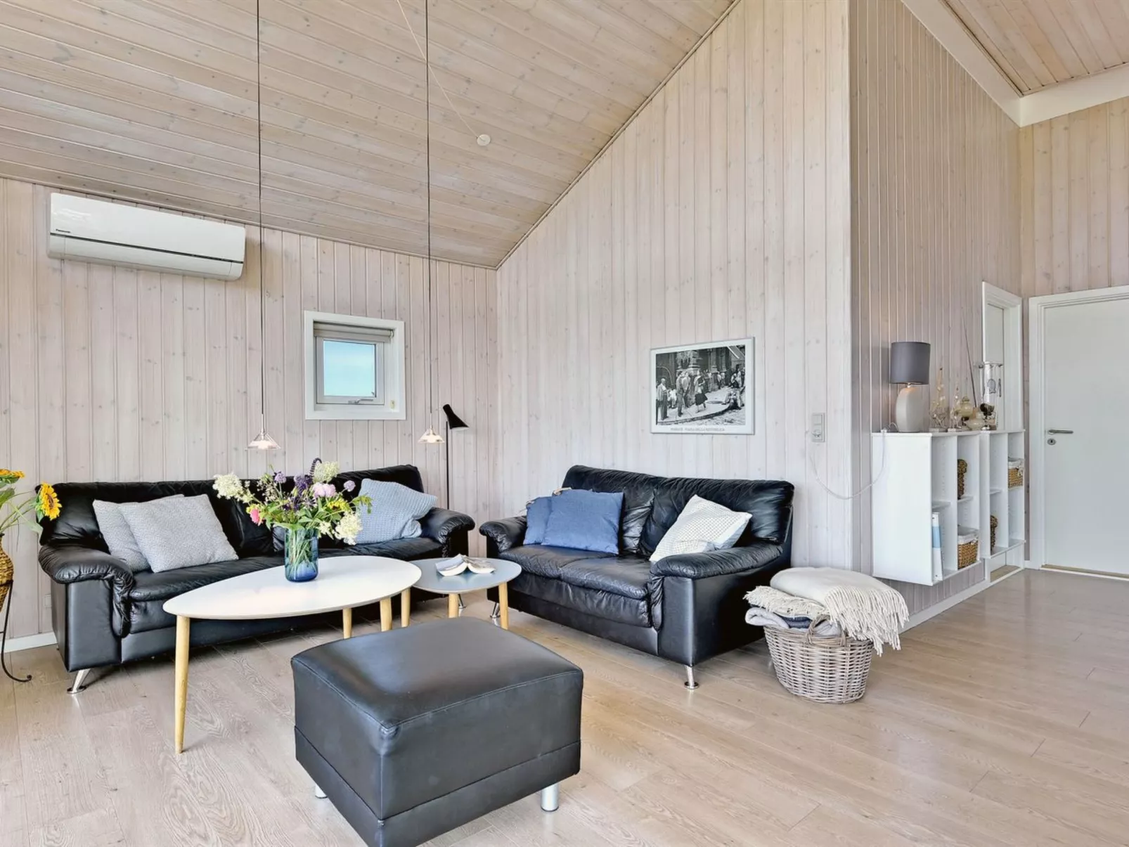 "Chrisse" - 550m from the sea-Binnen