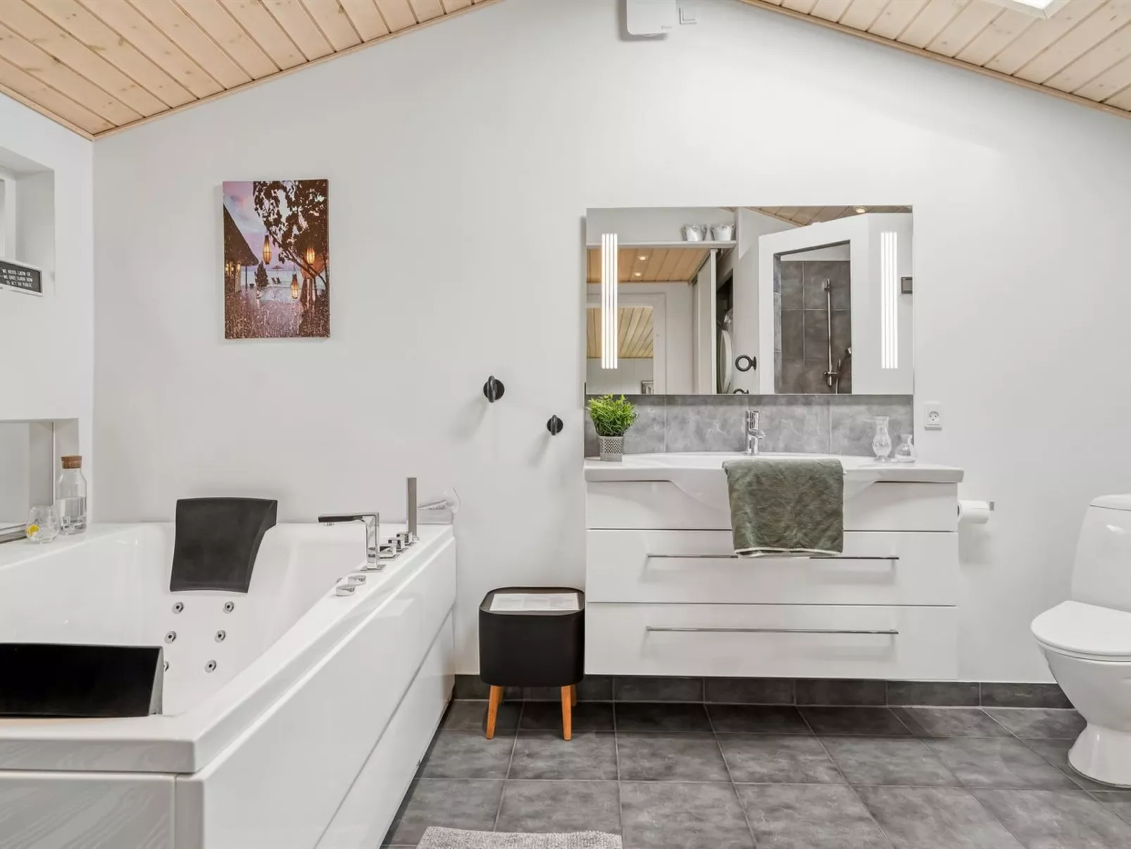 "Ulli" - 1.6km from the sea-Binnen