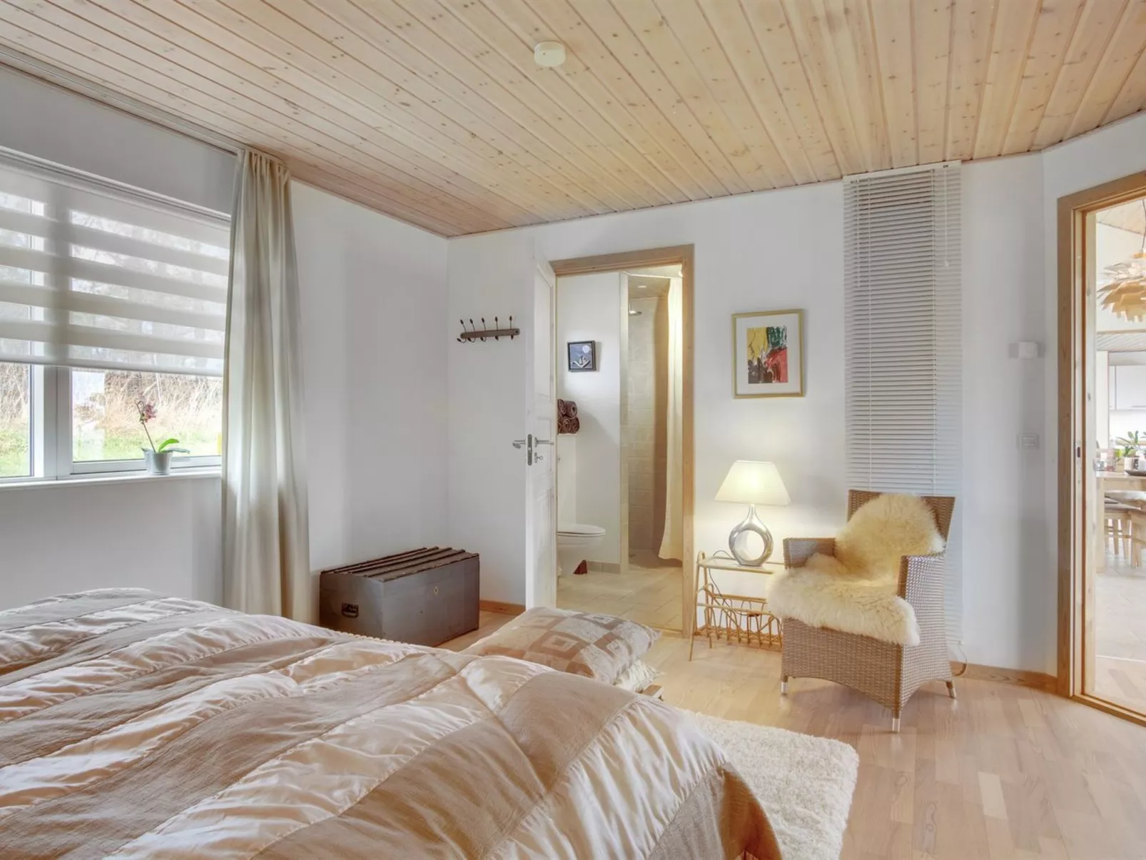 "Sahid" - 20m from the sea-Binnen