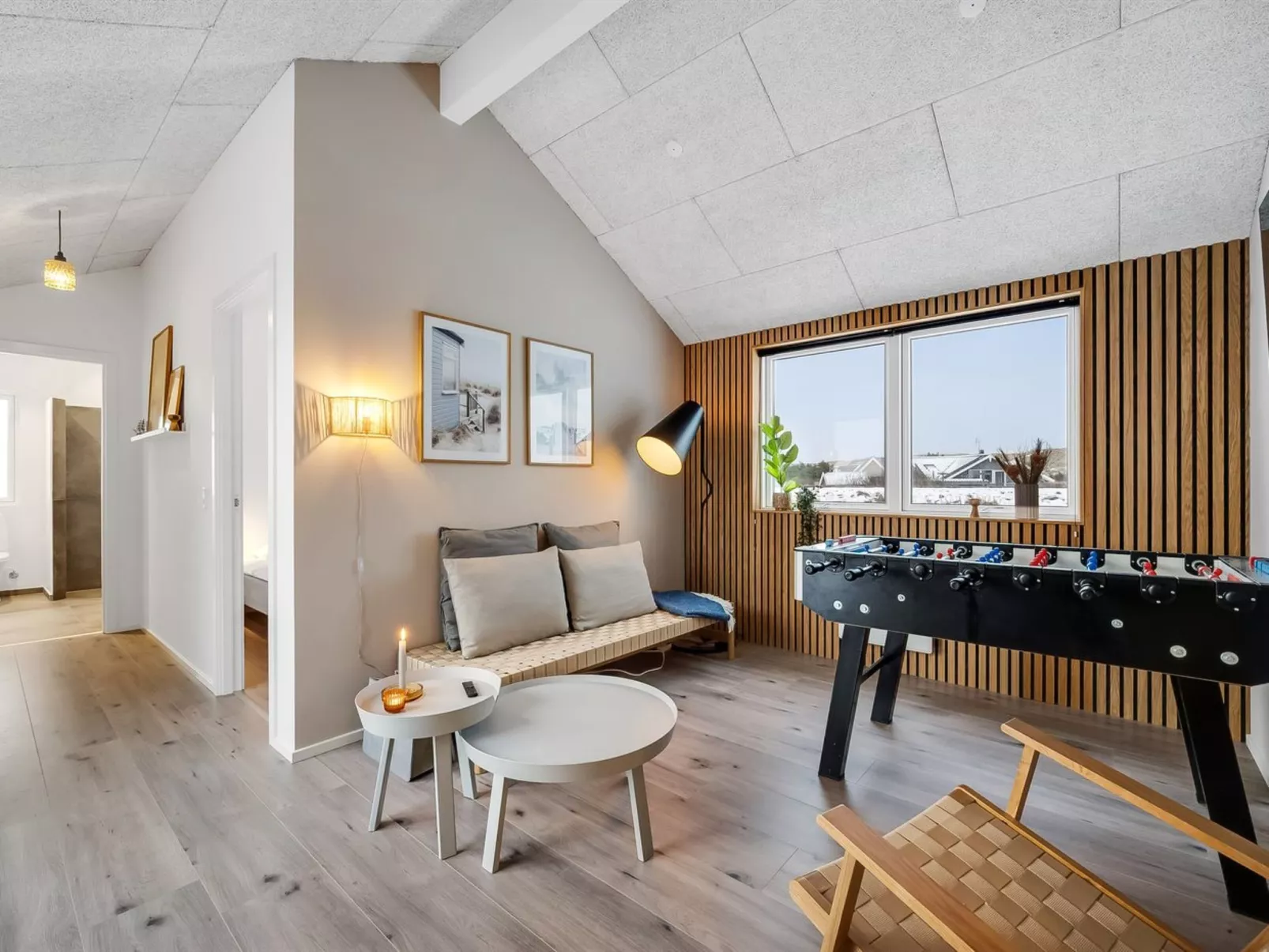 "Ivar" - 300m from the sea-Binnen