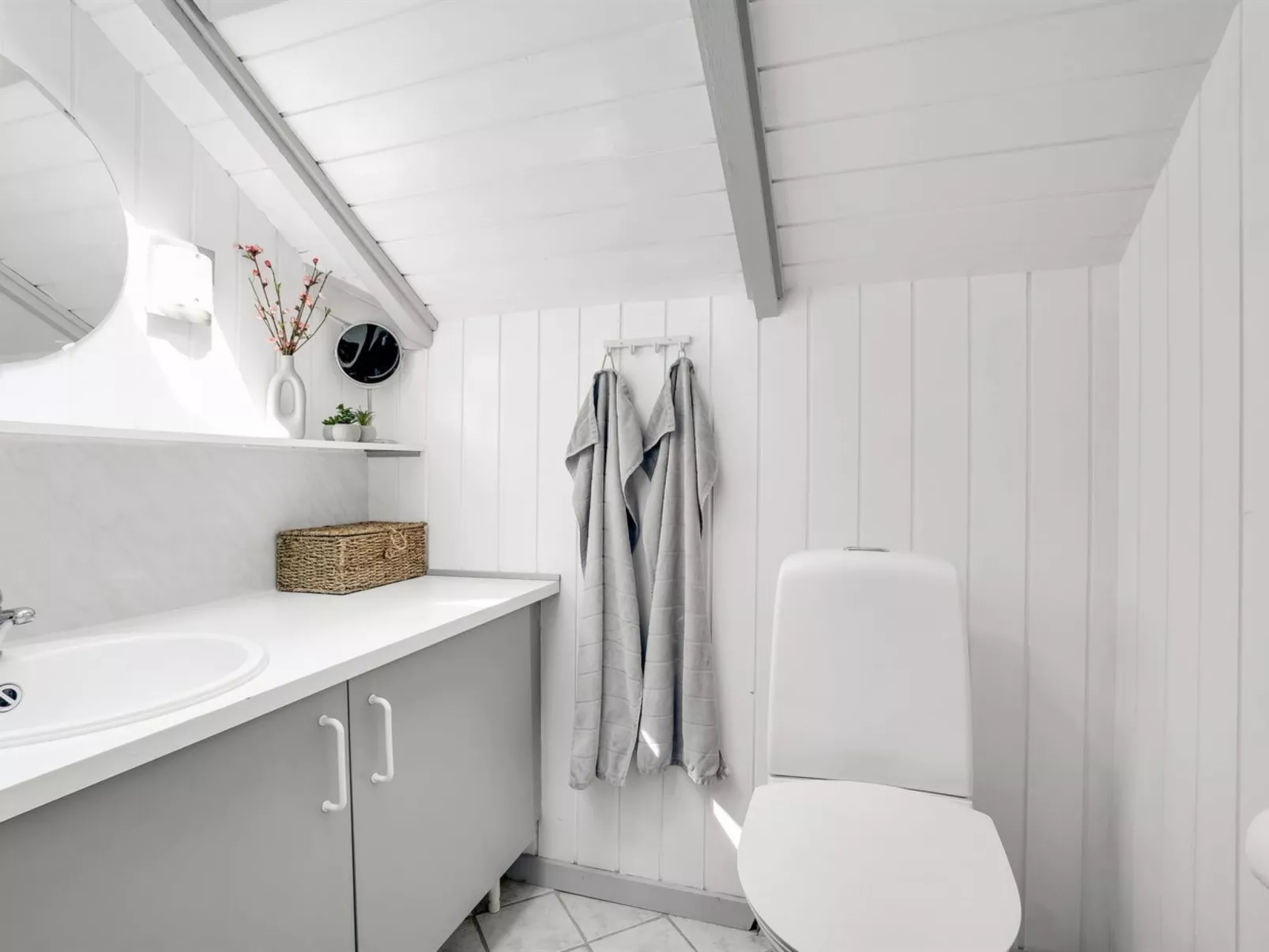 "Rusalina" - 400m from the sea-Binnen