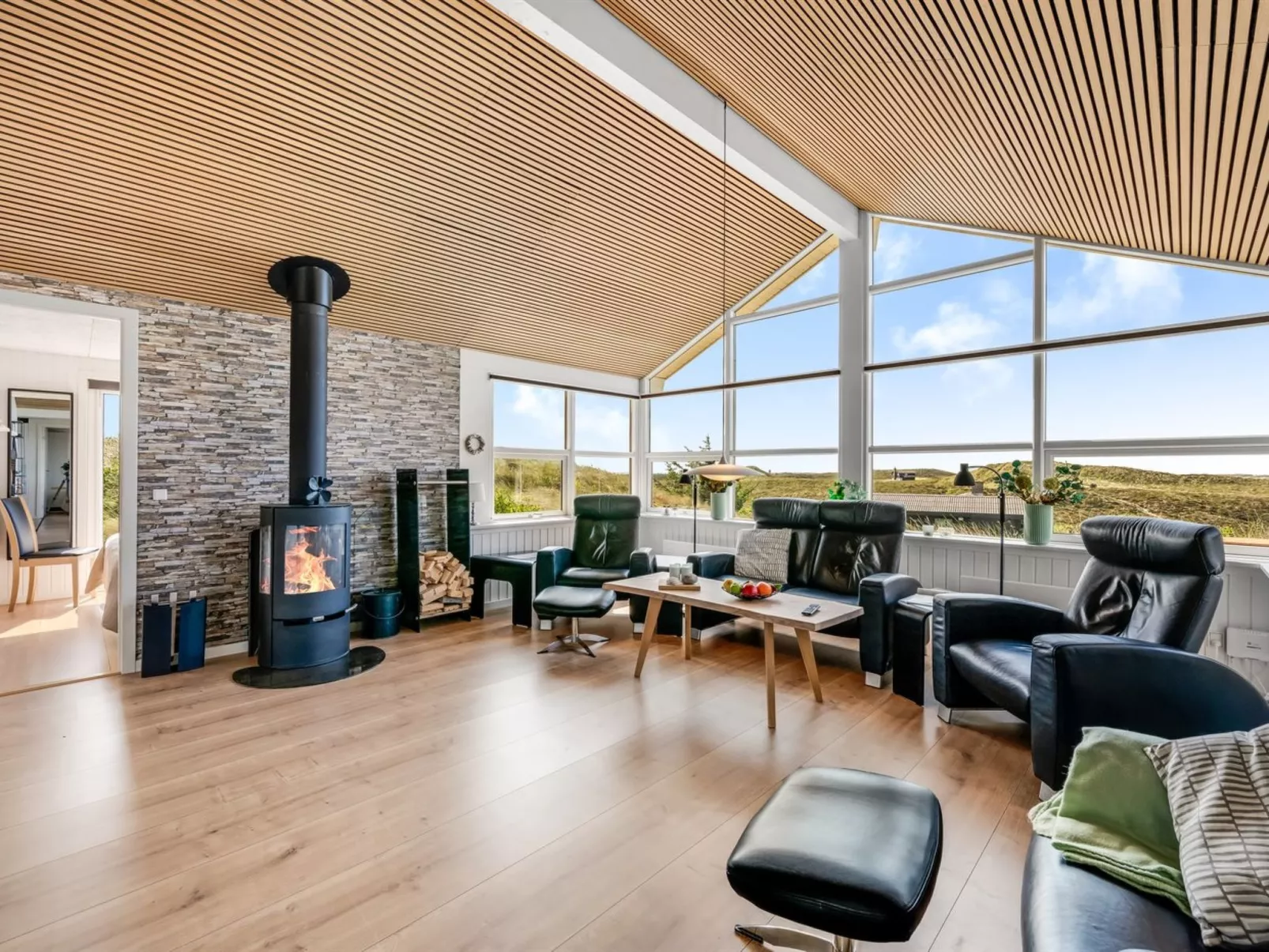 "Ema" - 500m from the sea-Binnen