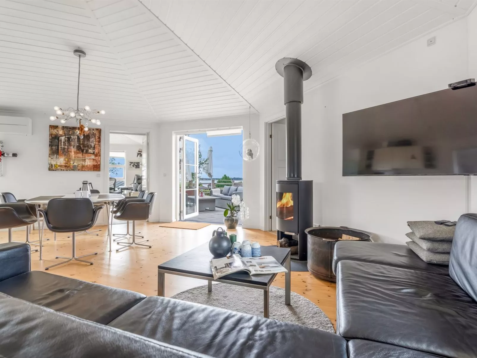 &quot;Glenda&quot; - 2.1km from the sea-Binnen