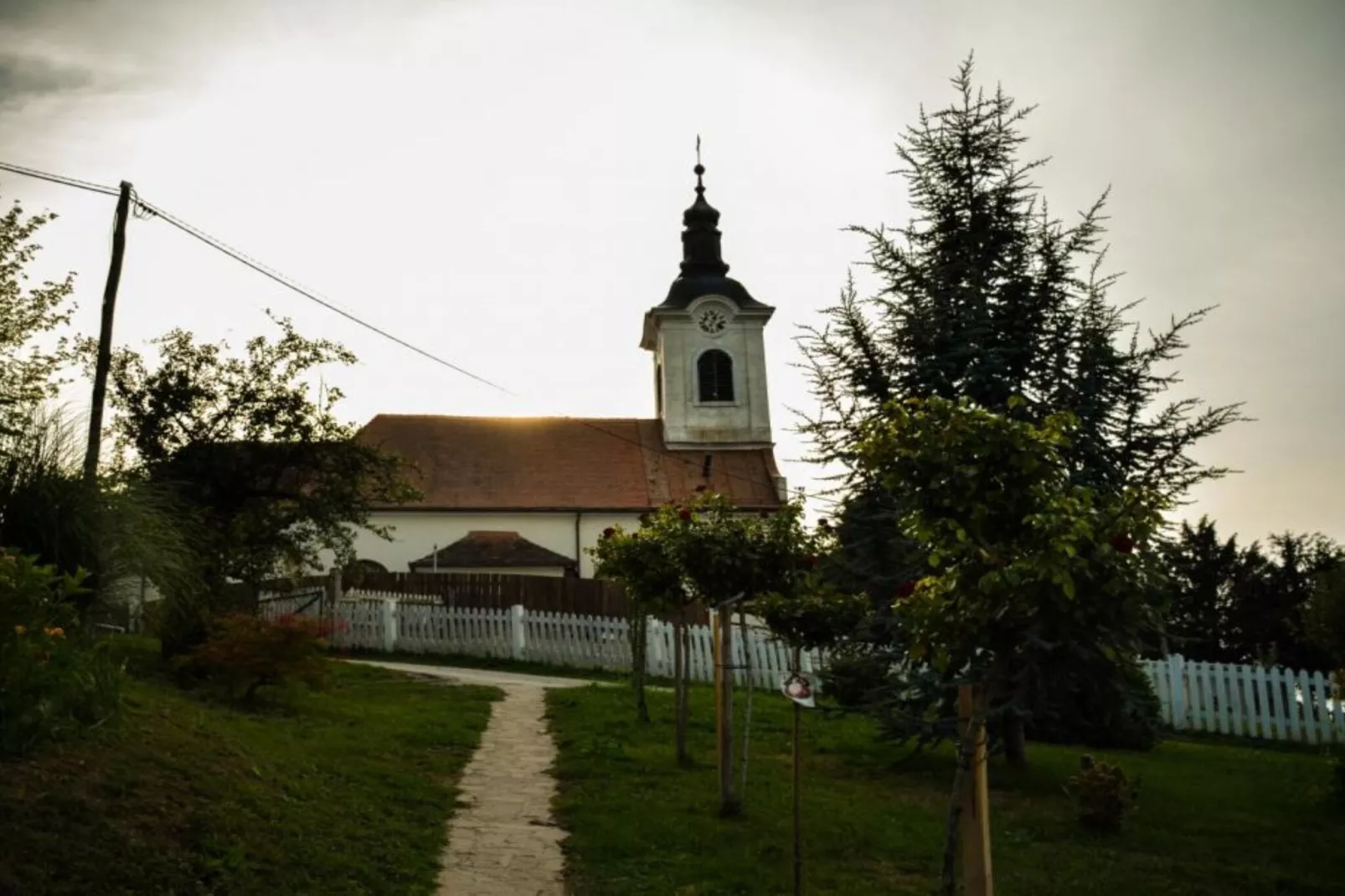 Zevnik Quiet Retreat with Stunning Views and Equestrian Activities - Standard One Bedroom Apartment-Buitenlucht