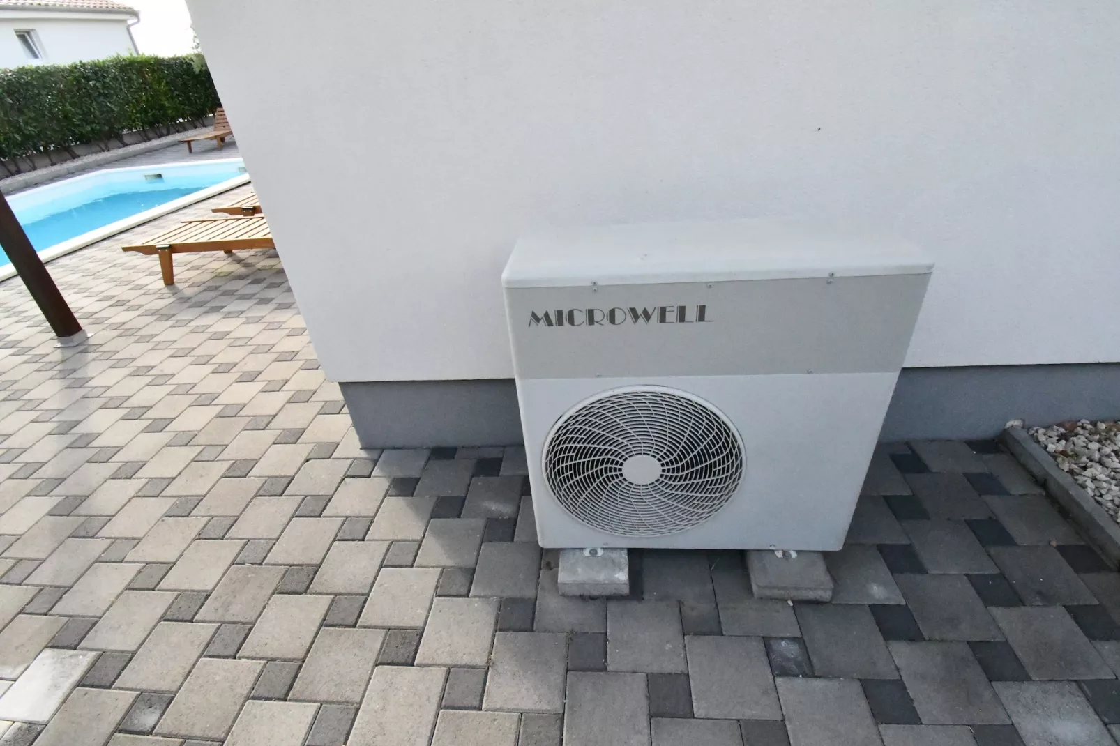 Luxury Escape with Swimming Pool & Modern Design -Deluxe Four Bedroom Villa with Private Pool (Villa 6)-Buitenlucht