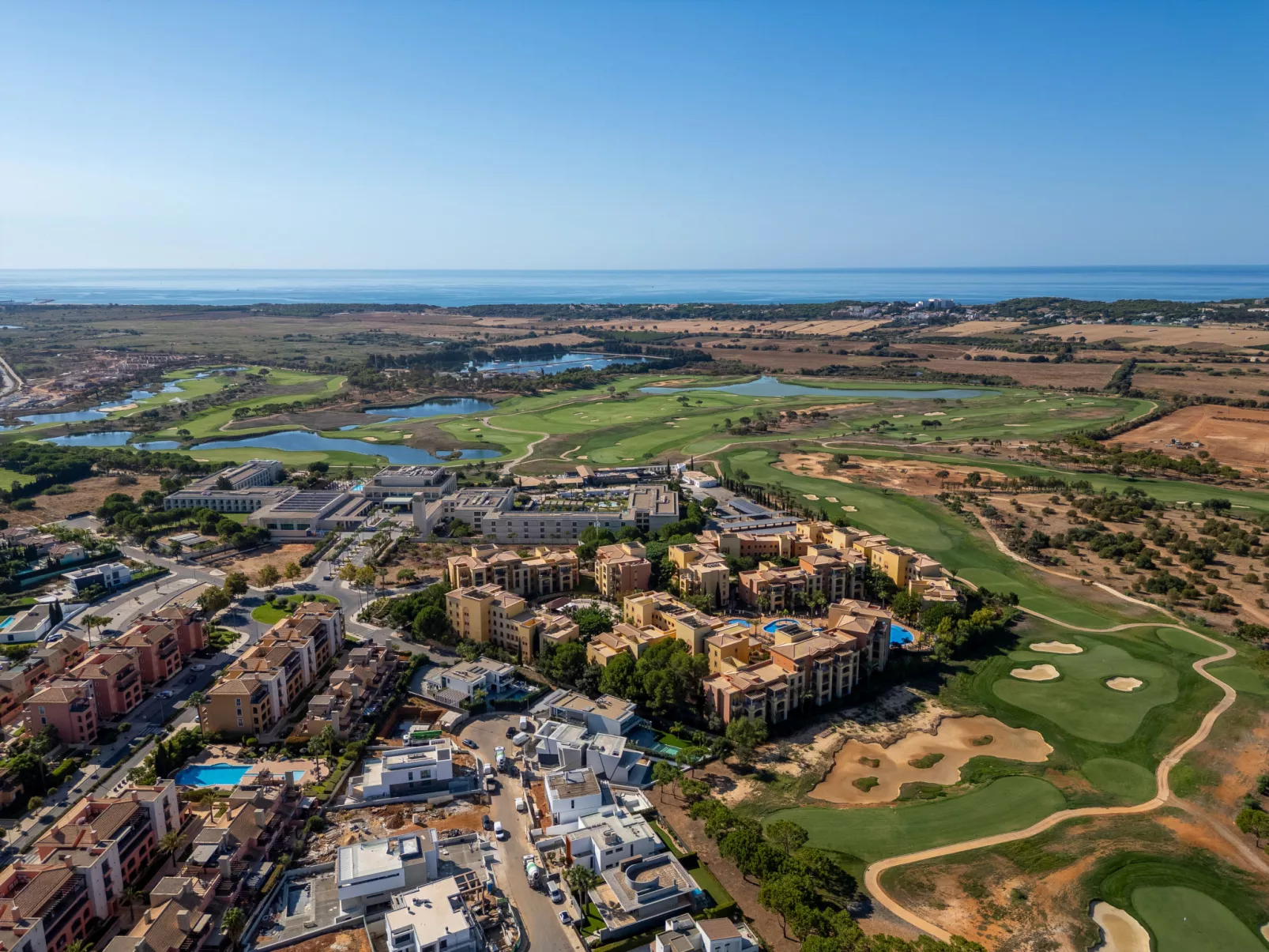 The Residence at Victoria-Buiten
