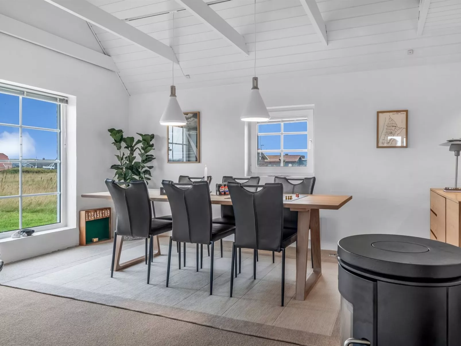 "Amber" - 300m from the sea-Binnen