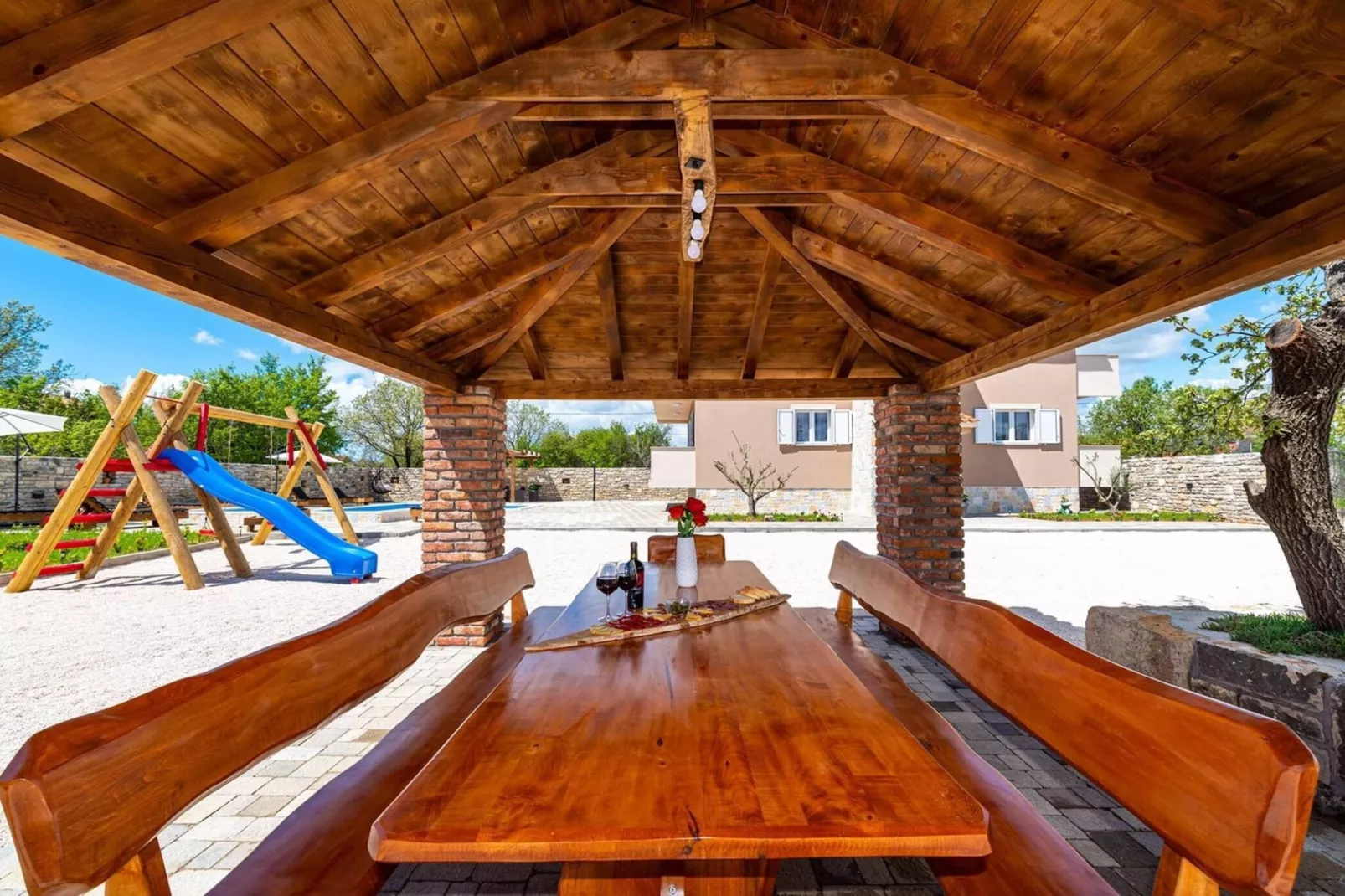 Luxury Villa Escape-Terrasbalkon