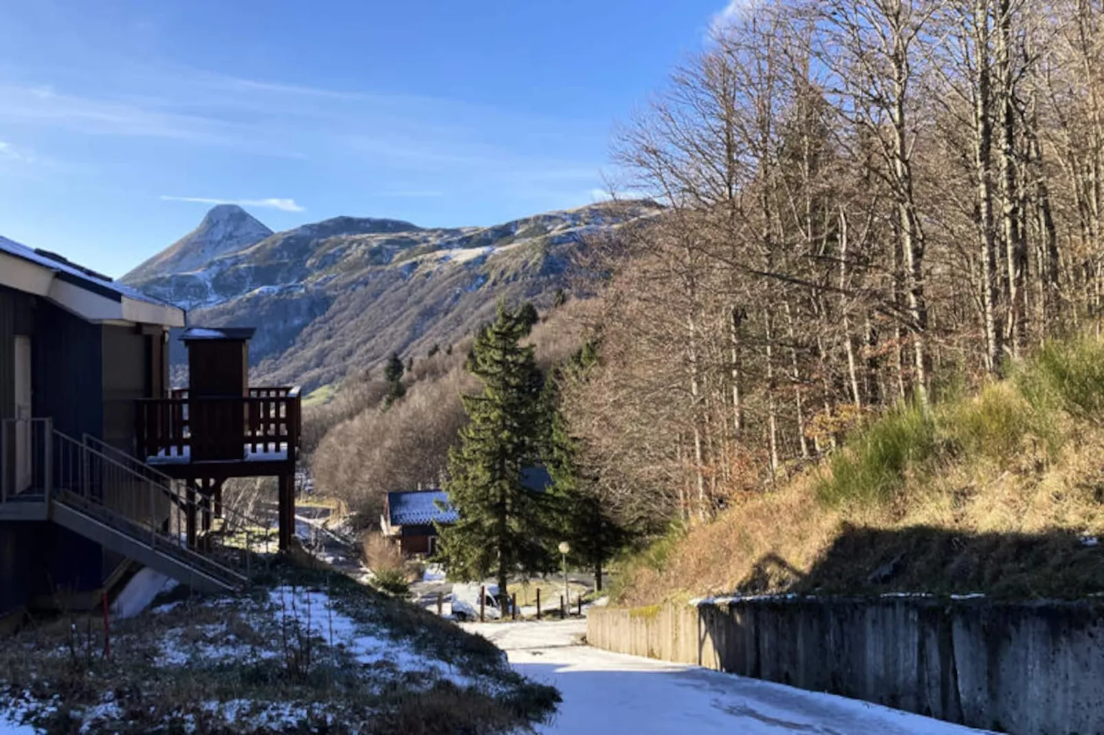 Appartements à Saint Jacques Des Blats-Niet-getagd