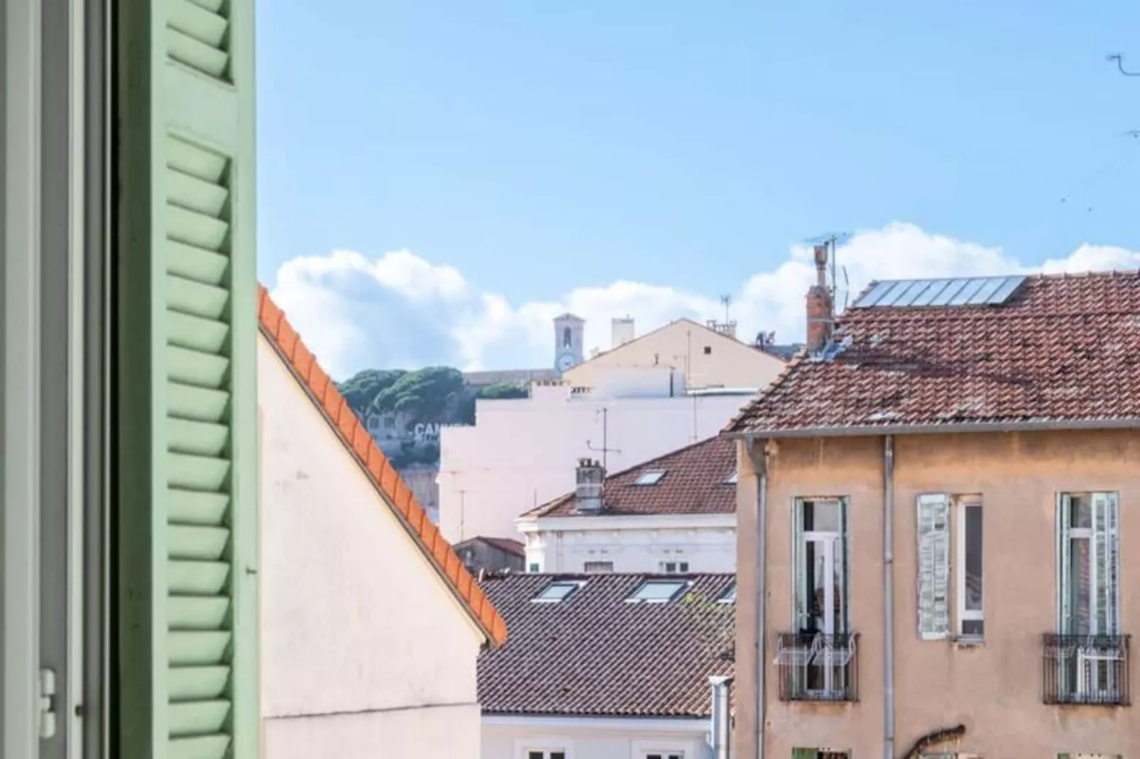 Résidence 3p Avec Balcons, 3min Du Palais Des Congr&egrave;s-Niet-getagd