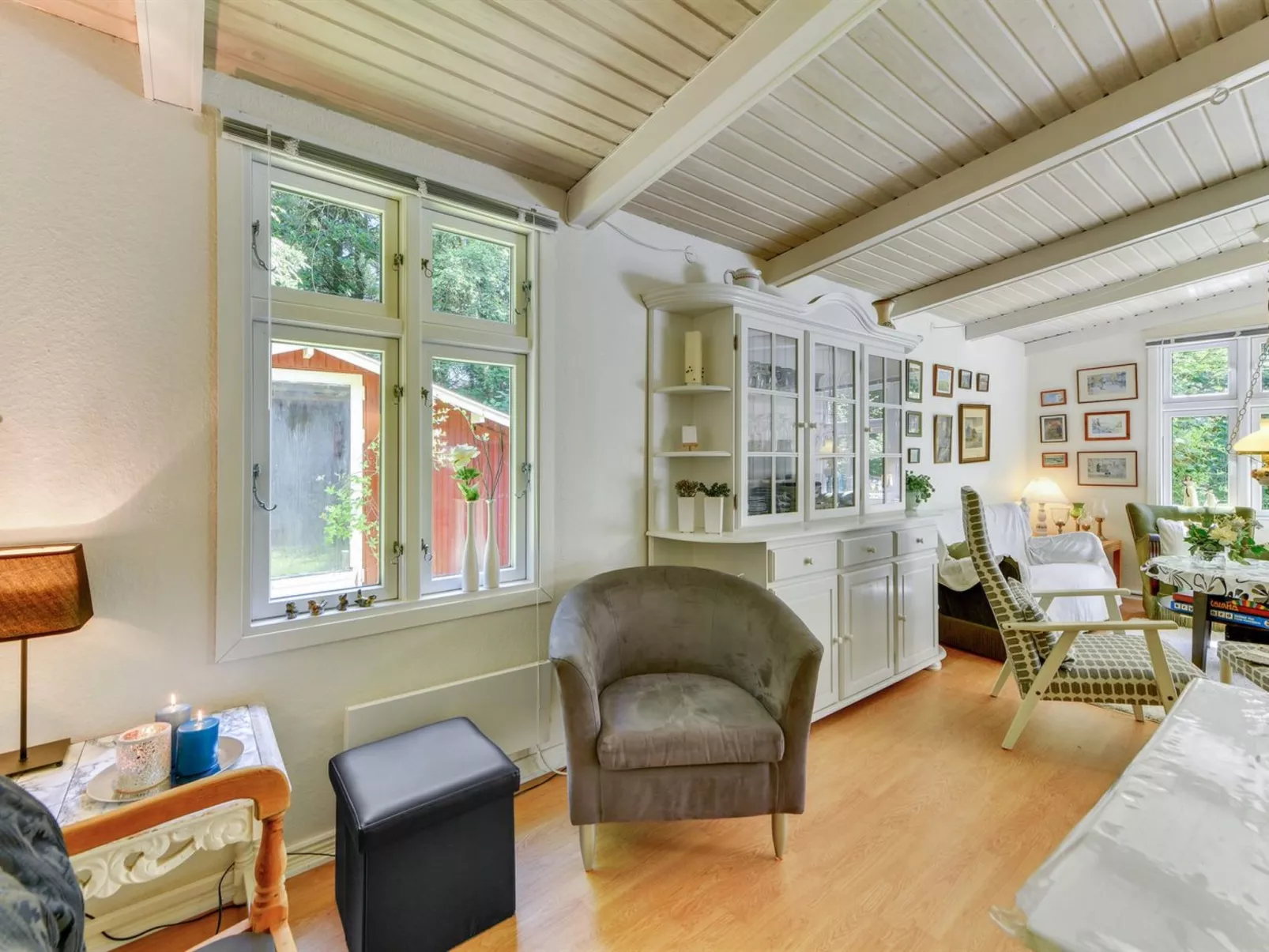 "Deik" - 2km to the fjord-Binnen