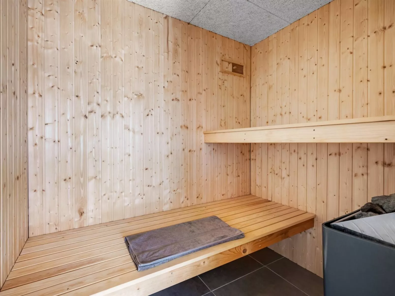 "Vangel" - 500m from the sea-Binnen