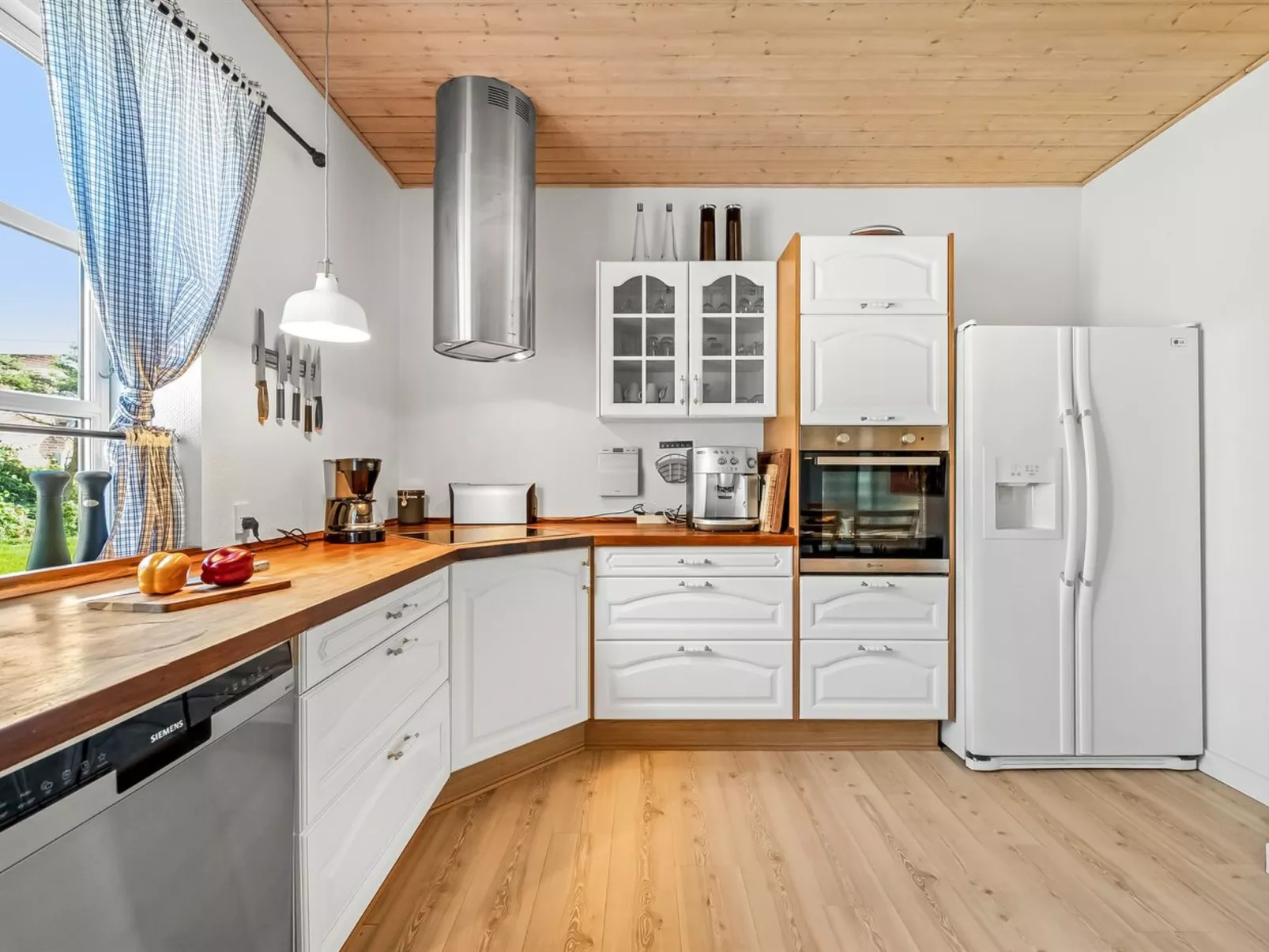 "Urte" -  from the sea-Binnen