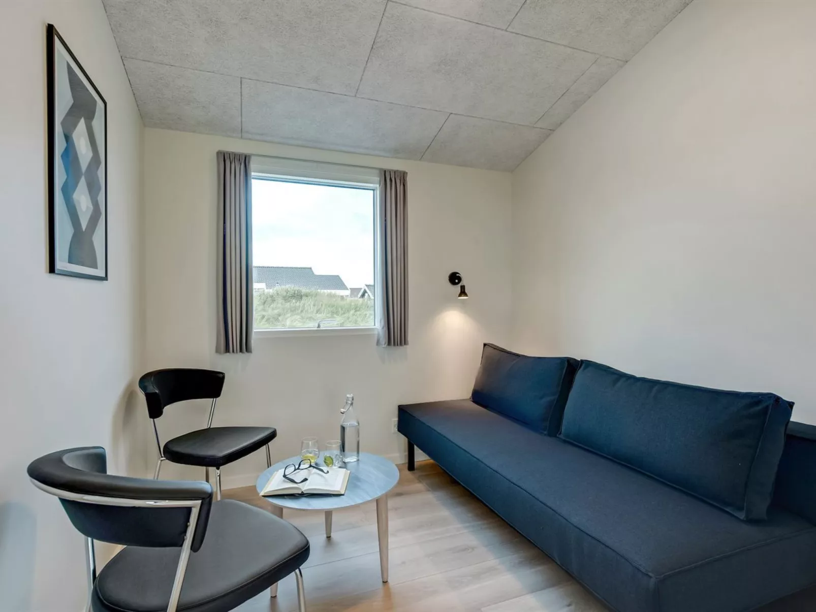 "Birger" - 300m from the sea-Binnen