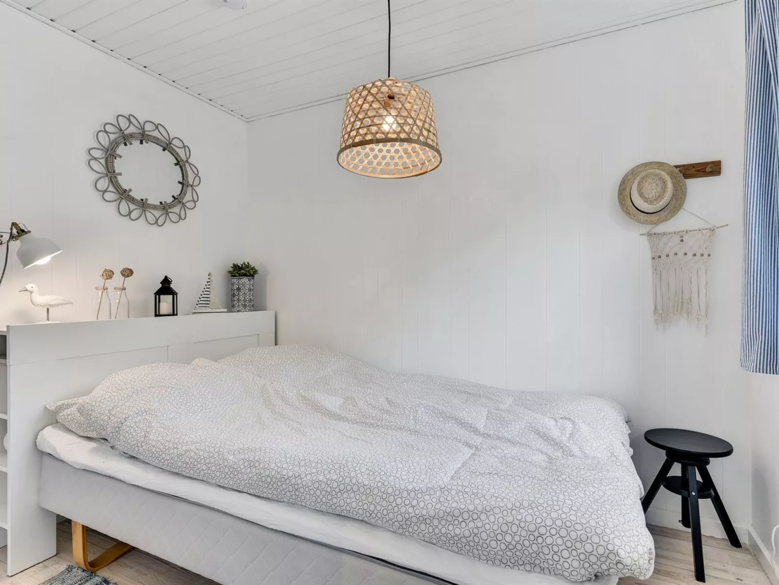 "Lillan" - 250m from the sea-Binnen