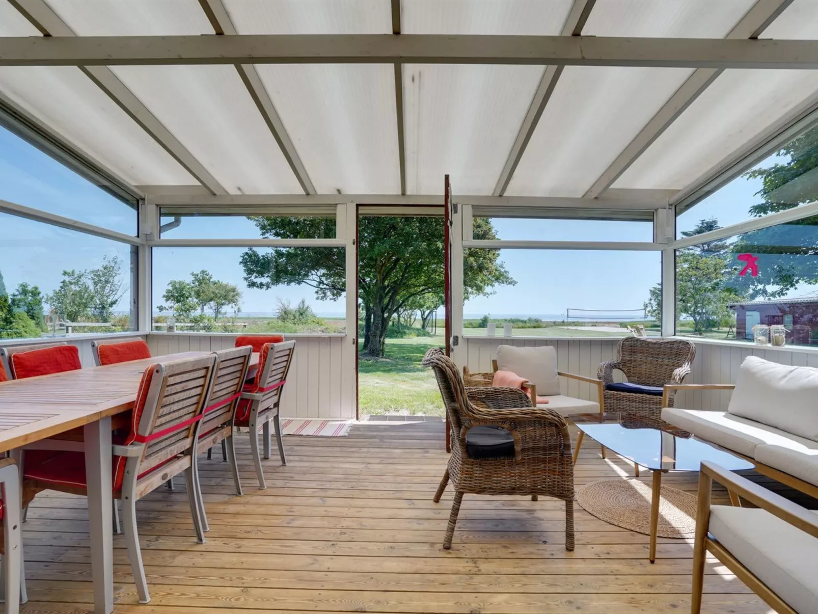 "Edelgard" - 4.5km from the sea-Binnen