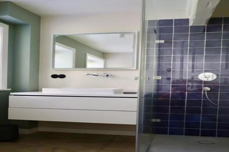 Kapteins Hüüs - ganzes Haus-Badkamer