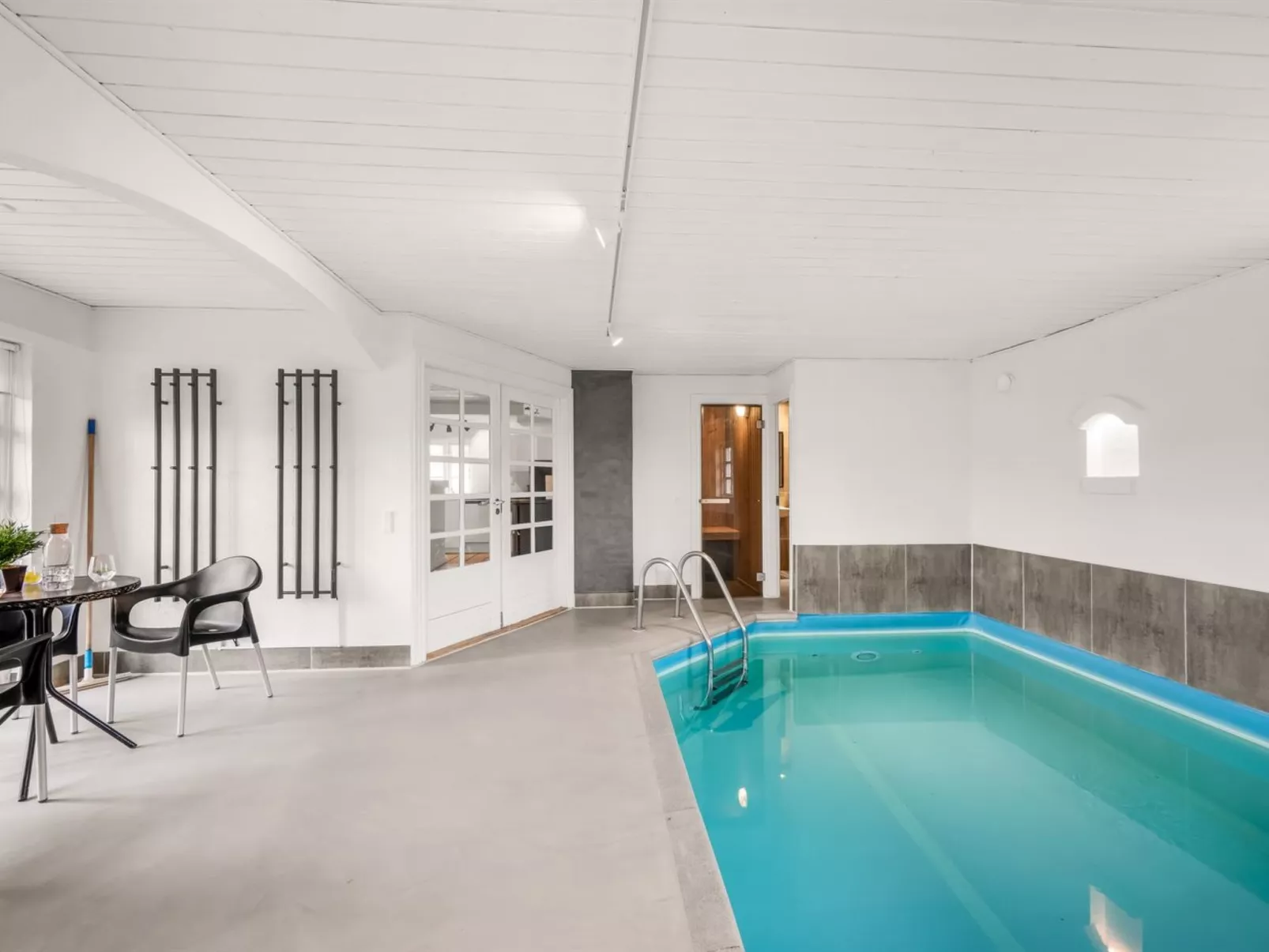 "Domnika" - 350m from the sea-Buiten