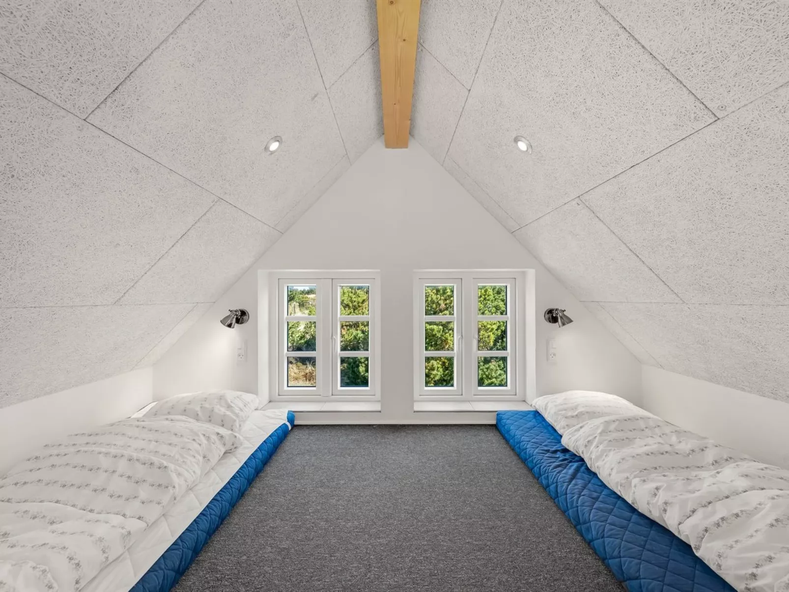 "Adia" - 300m from the sea-Binnen