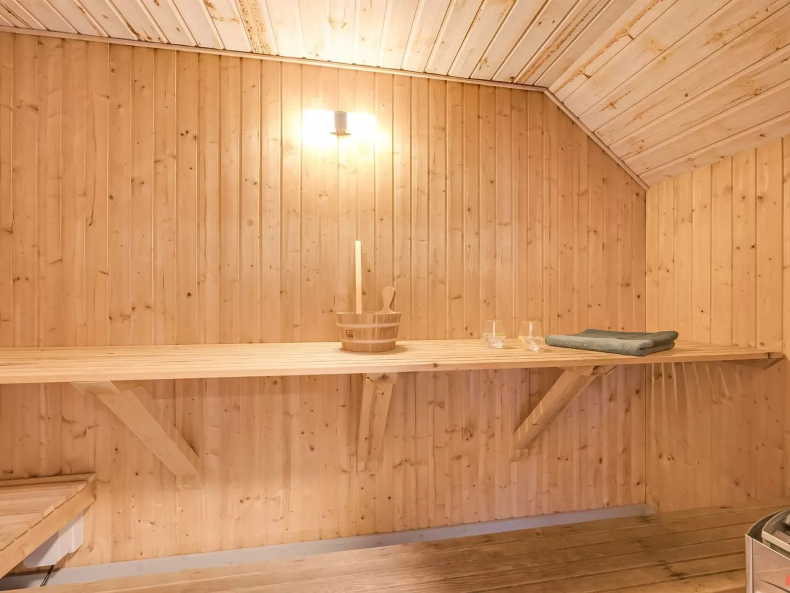 "Aage" - 1.7km from the sea-Binnen