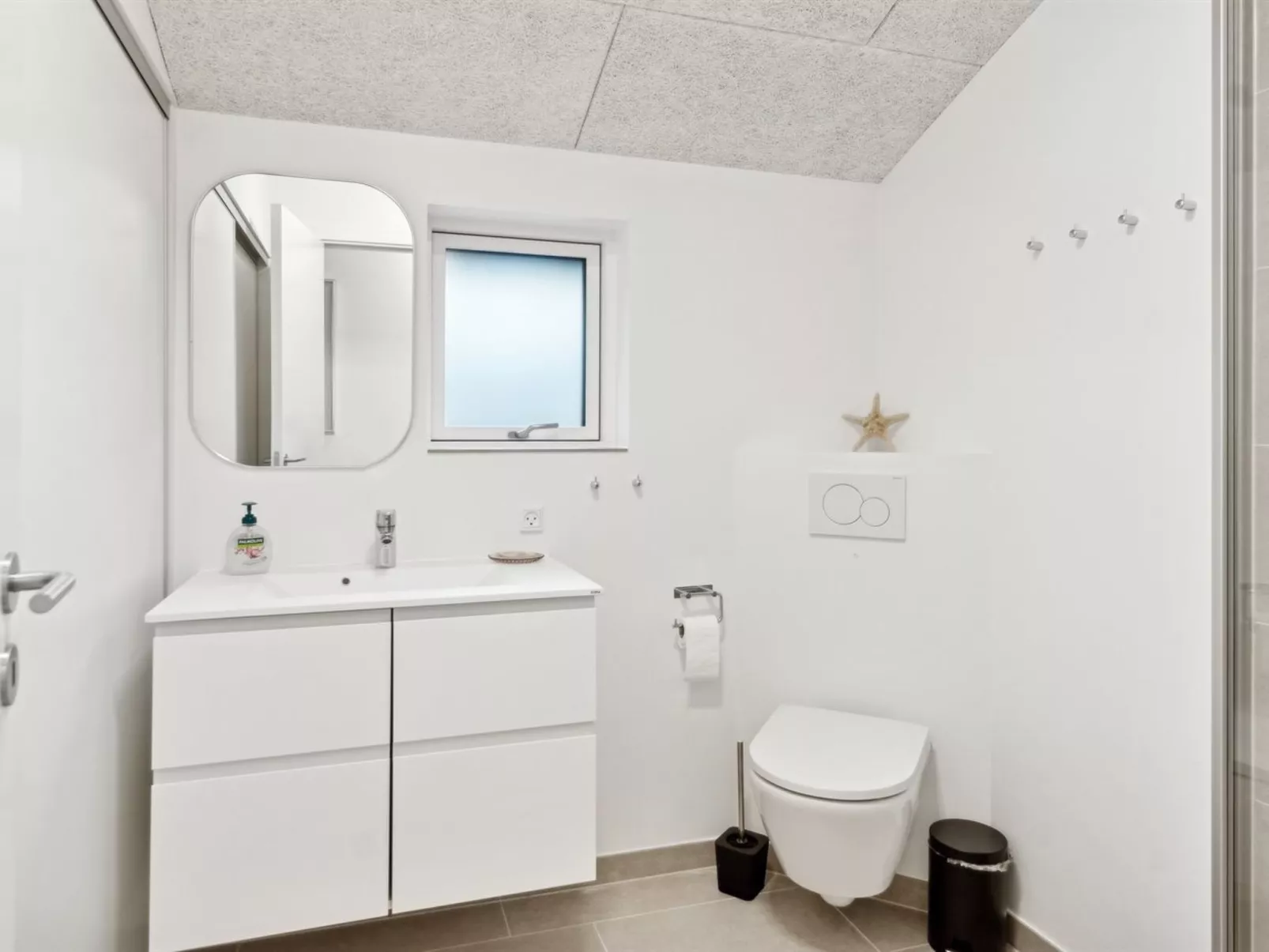 "Christian" - 600m from the sea-Binnen