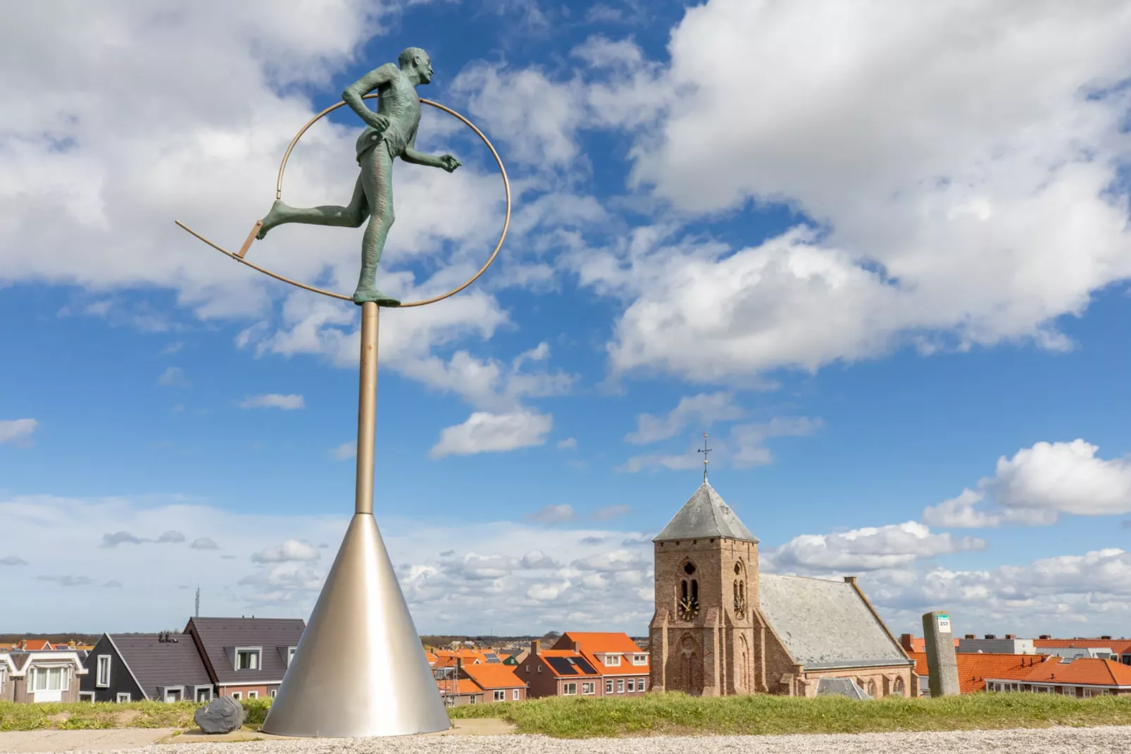 Overnachten in Zoutelande  Comfortabel Appartement Langstraat 5A-Buitenkant zomer
