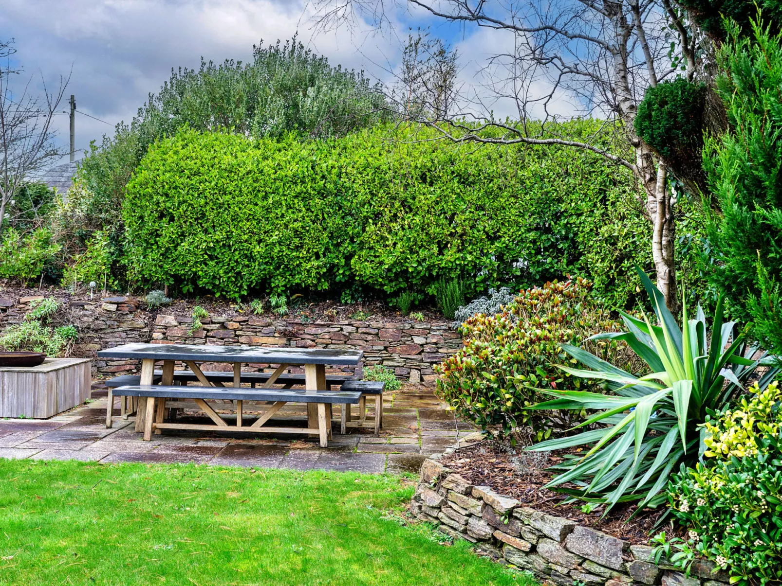 Dingles Cottage-Buiten