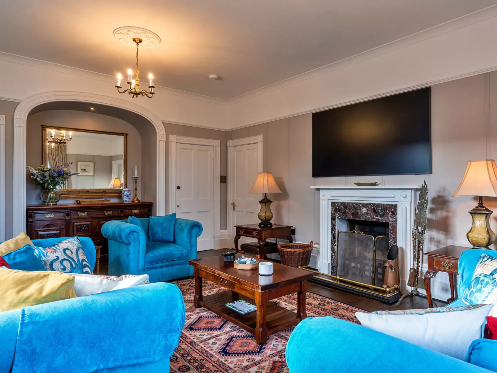 The Old Counting House-Binnen