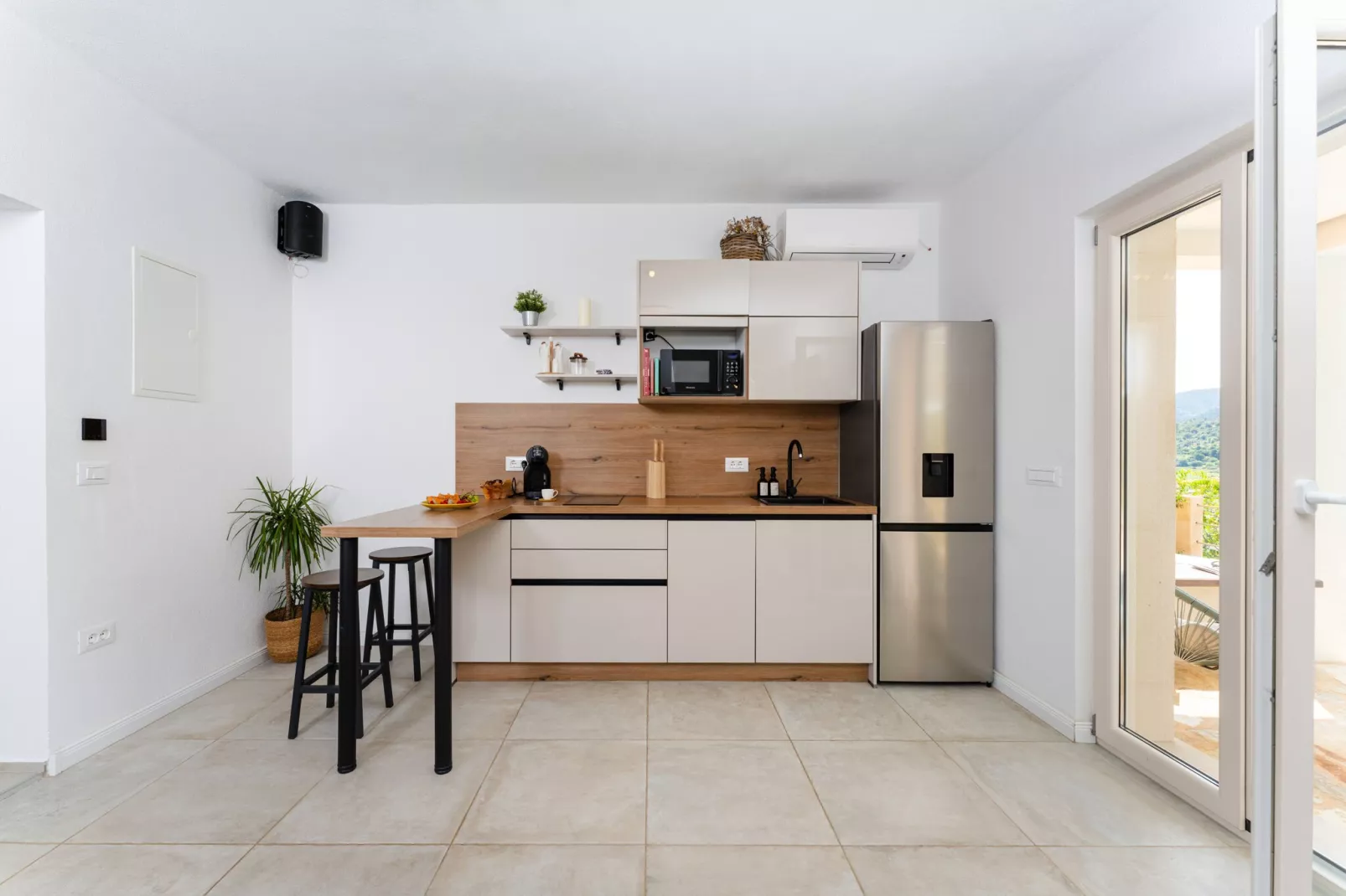 Sea view Villa Amaria-Keuken