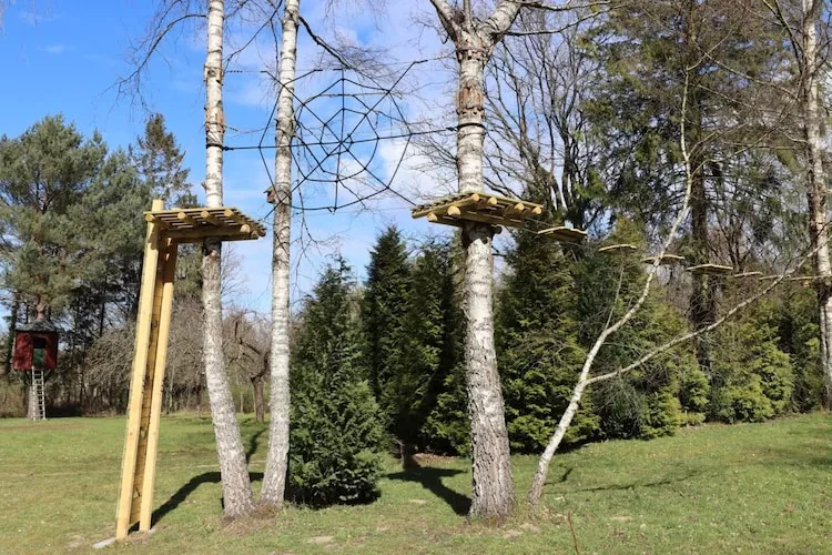 Dom wakacyjny w Sasinie dla max 10 osób-Tuinen zomer