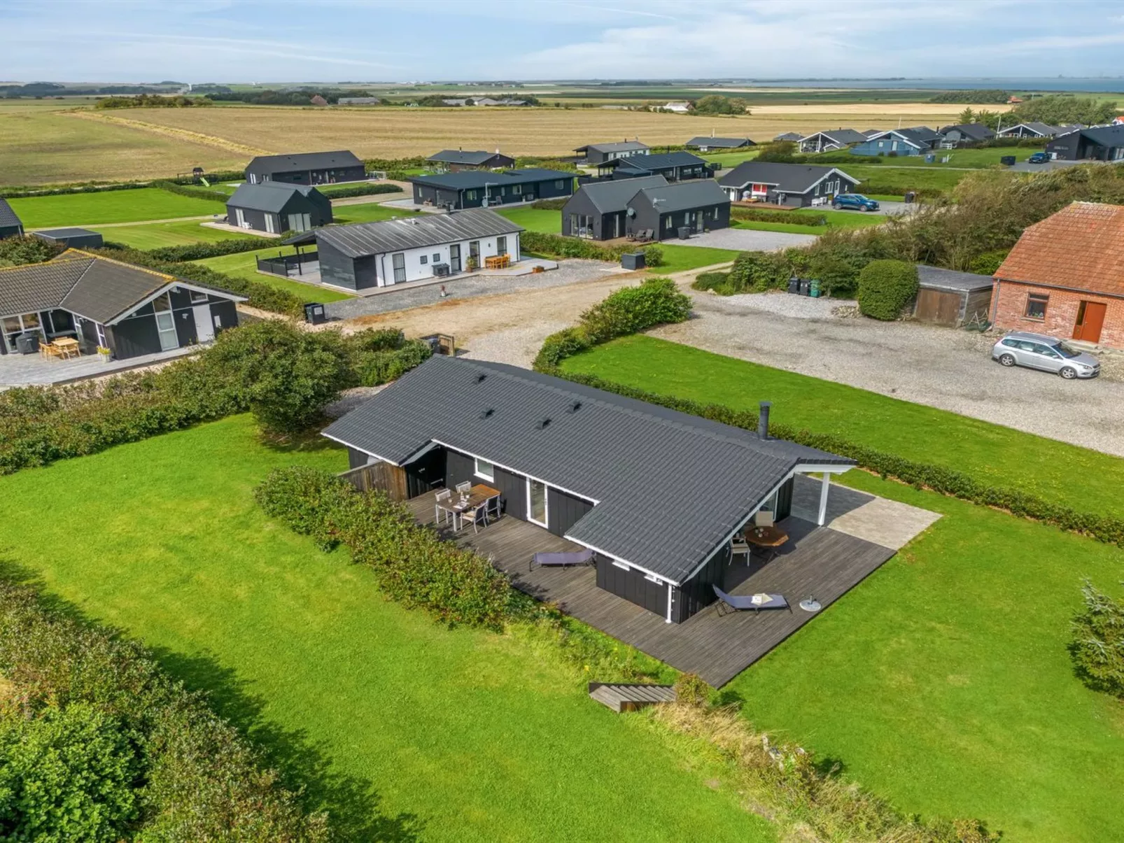 "Tanna" - 330m to the fjord-Buiten