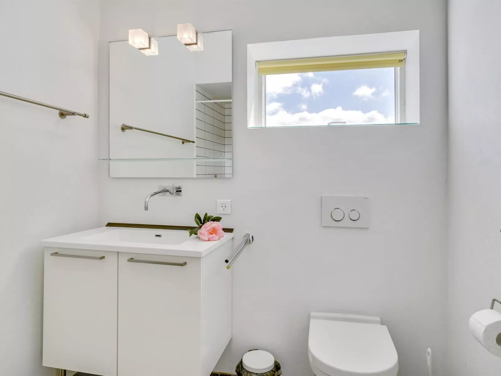 "Rudolf" - 95m from the sea-Binnen