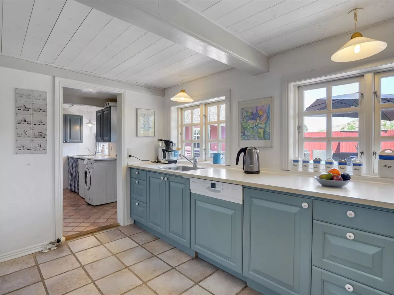 "Edelgard" - 4.5km from the sea-Binnen