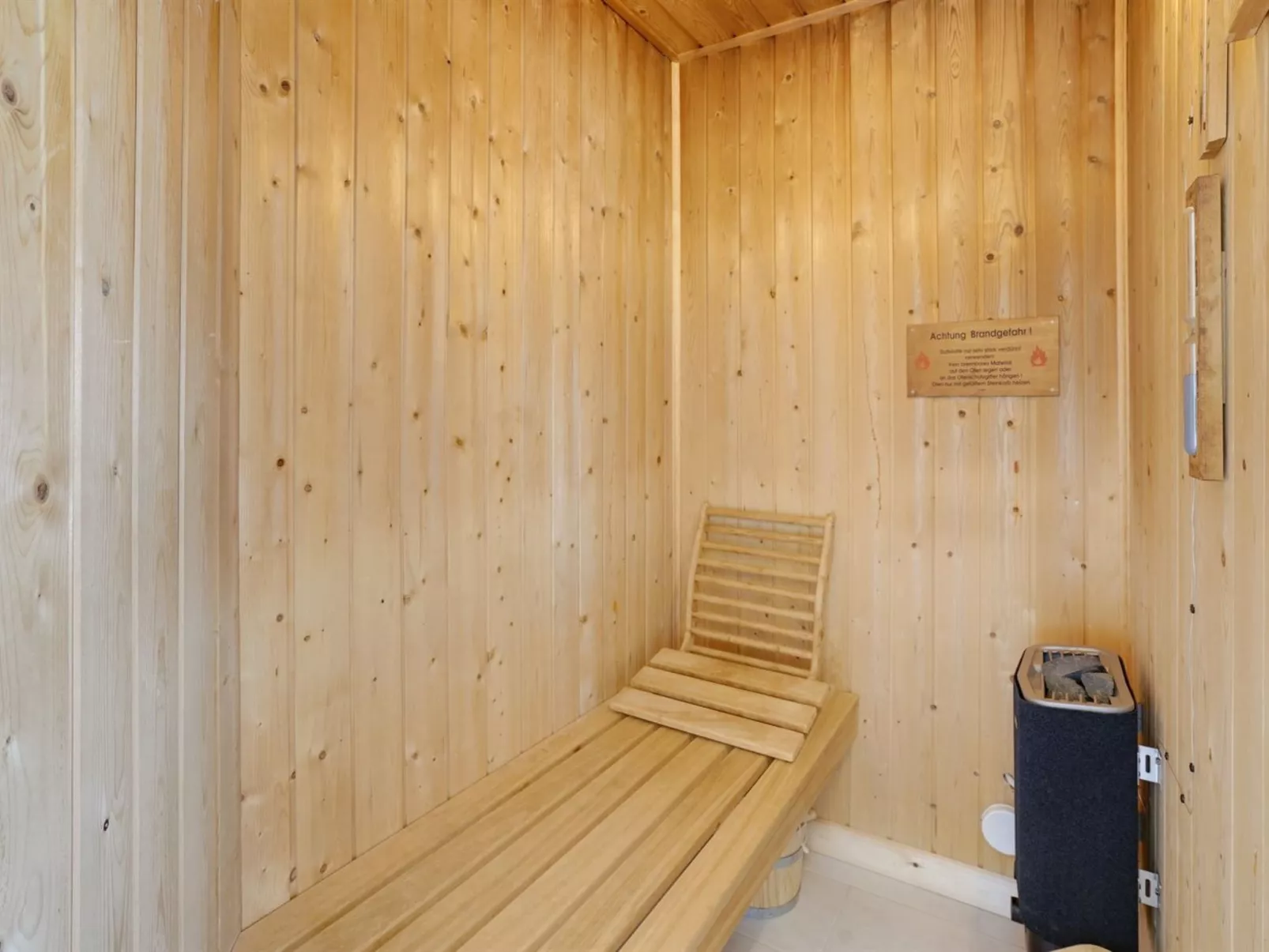 "Betti" - 200m from the sea-Binnen