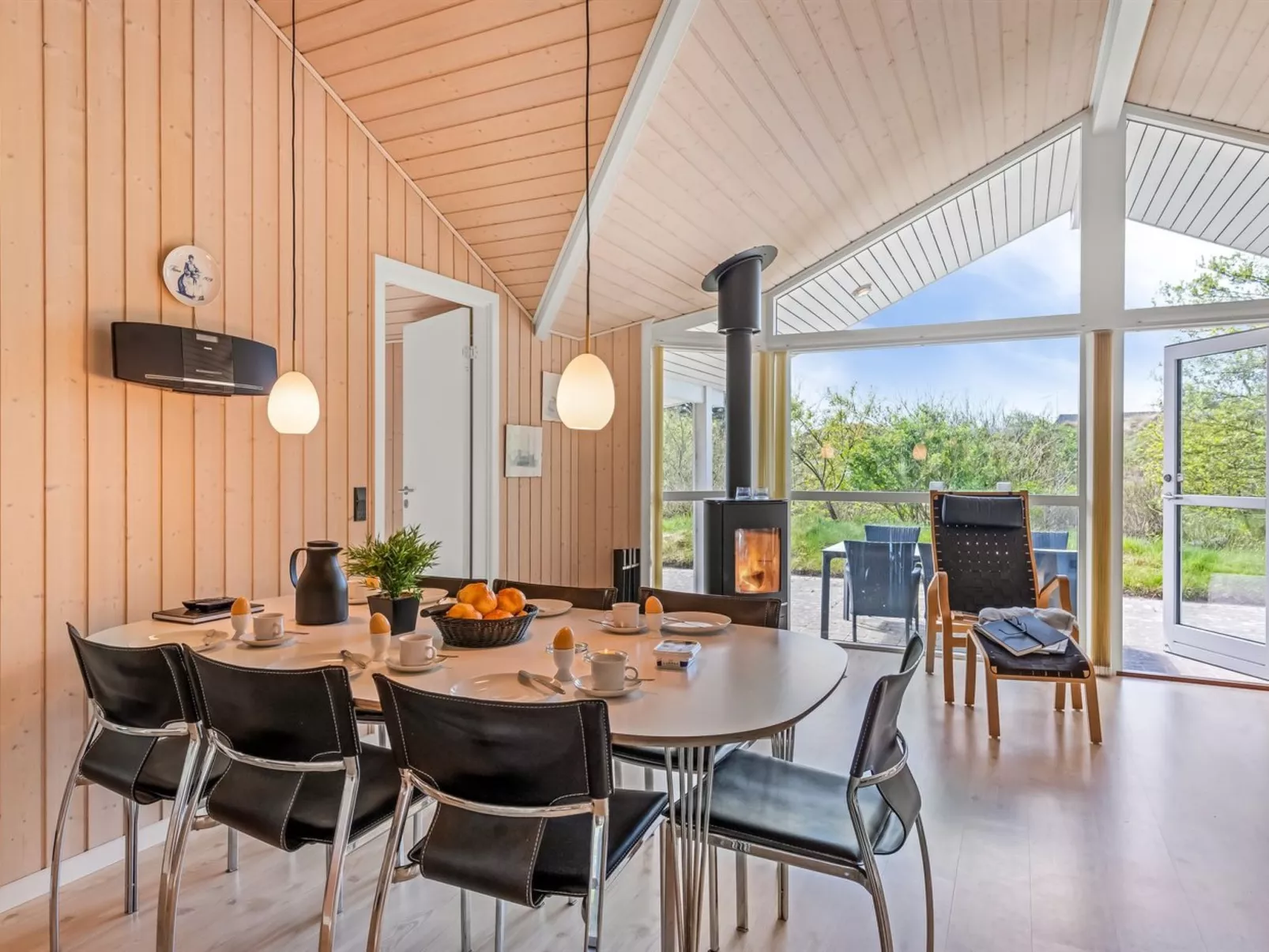 "Dagny" - 300m from the sea-Binnen