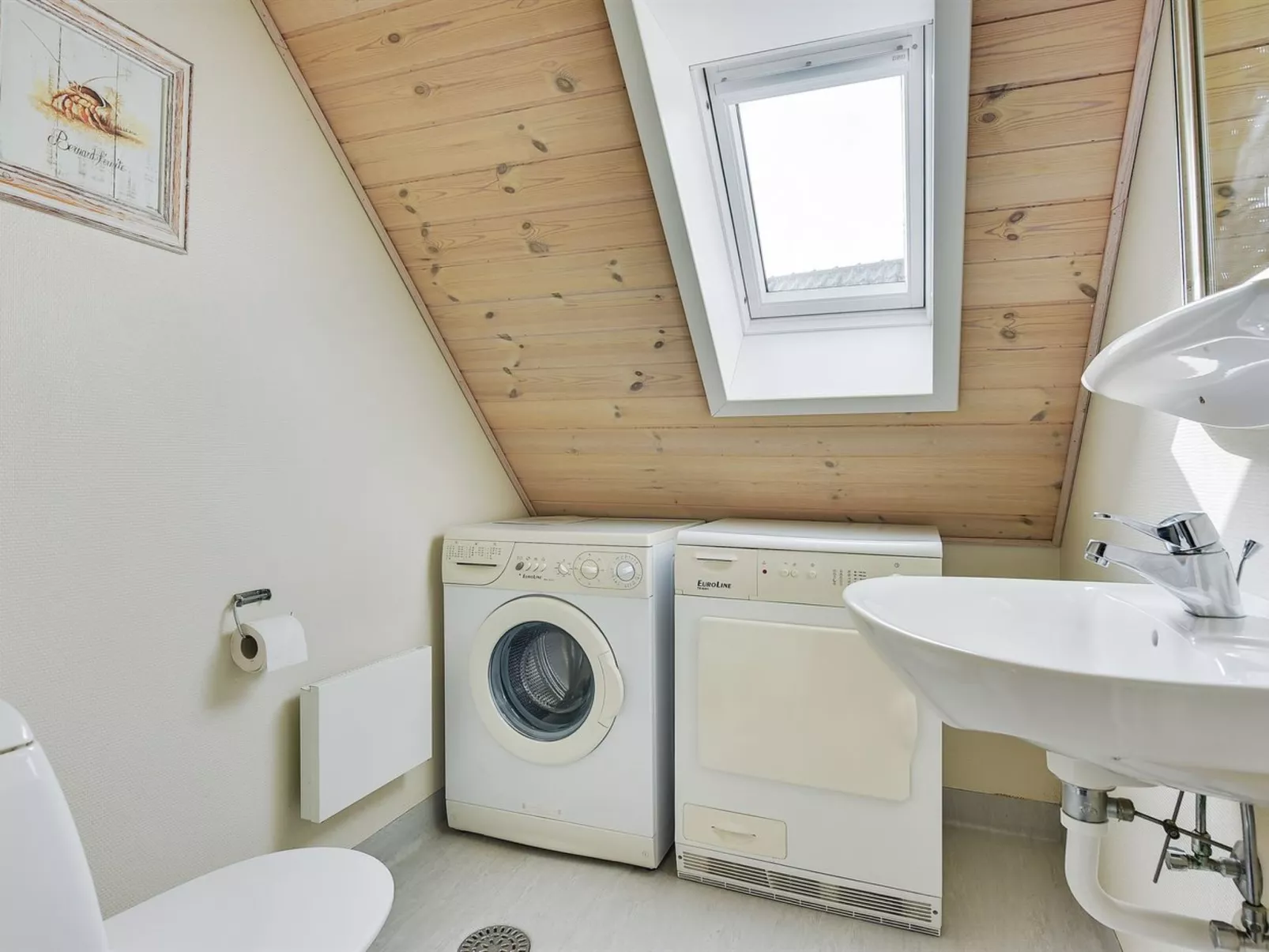 "Babette" - 75m to the fjord-Binnen