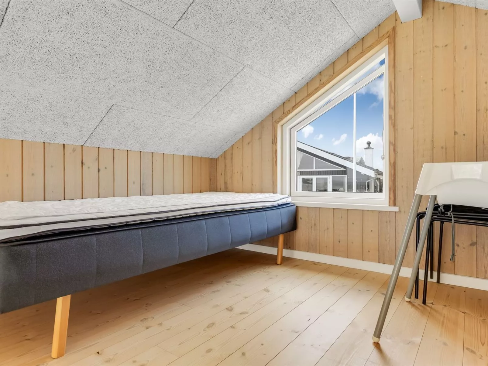 "Majbritt" - 50m from the sea-Binnen