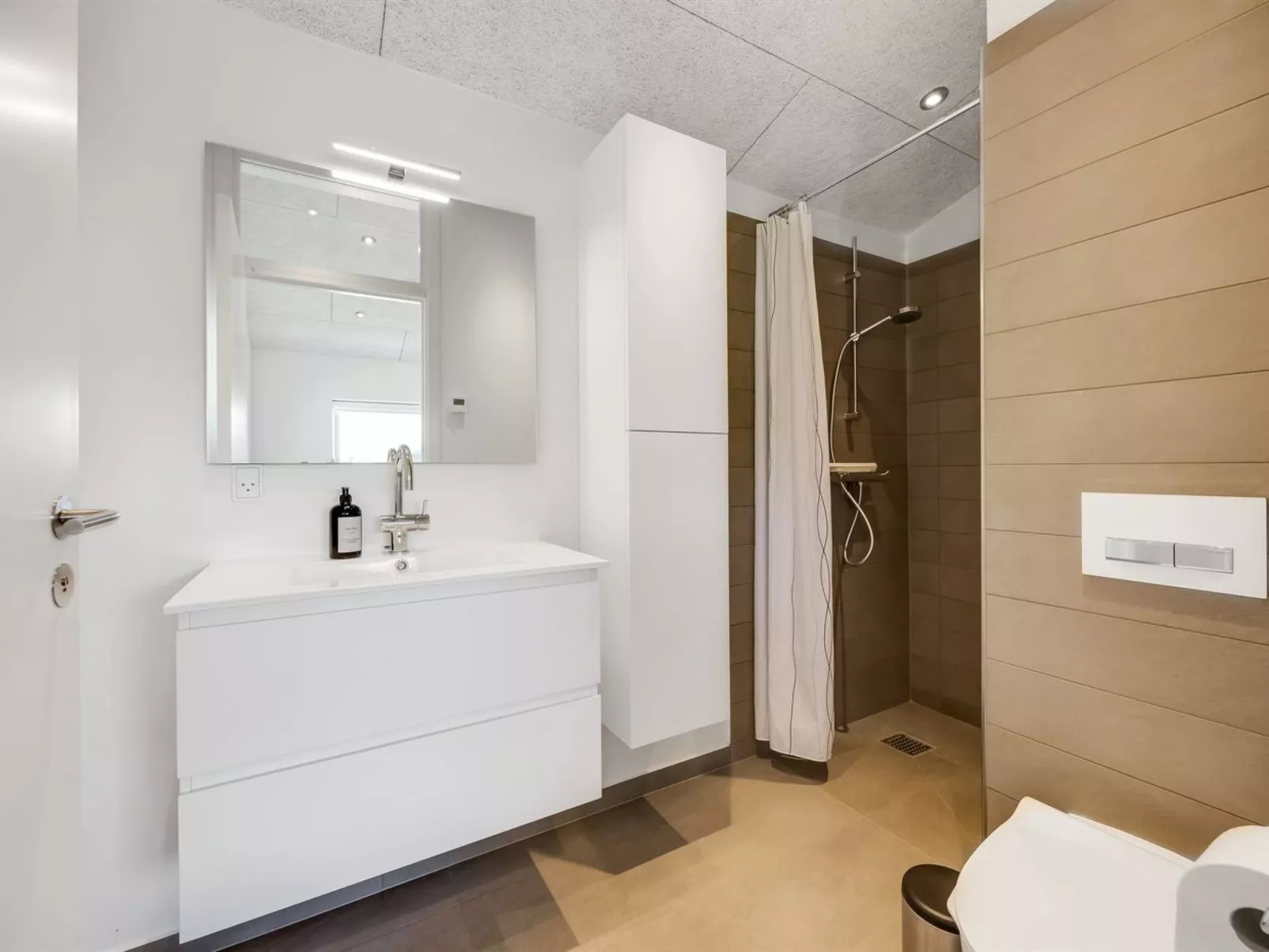 "Gebko" - 150m from the sea-Binnen